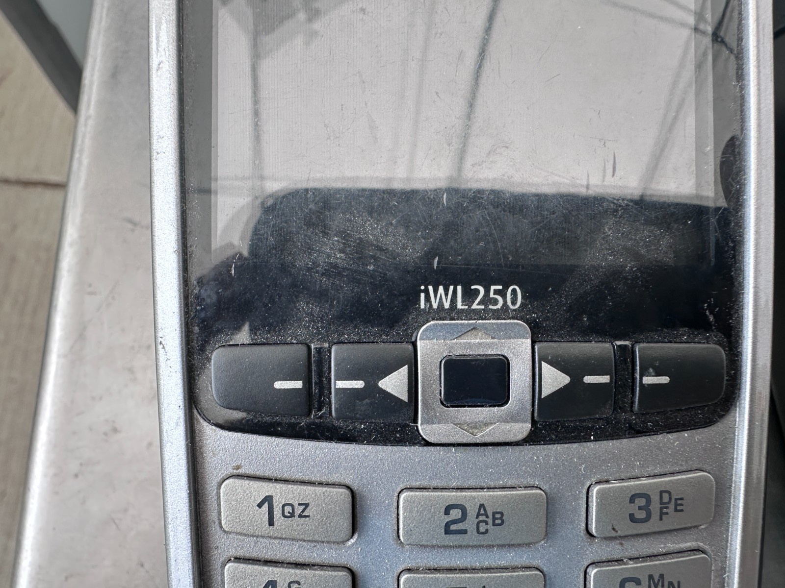 Ingenico iWL250 w/IWL200 PowerBase – (Lot of 6)