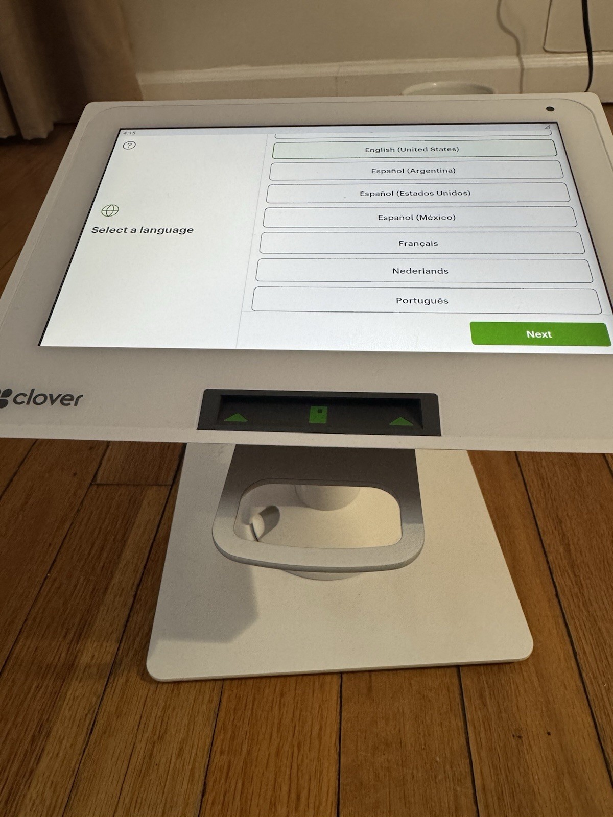 Clover Mini C305 POS System/Credit Card Terminal /w Triangle Hub +Swivel Stand ￼
