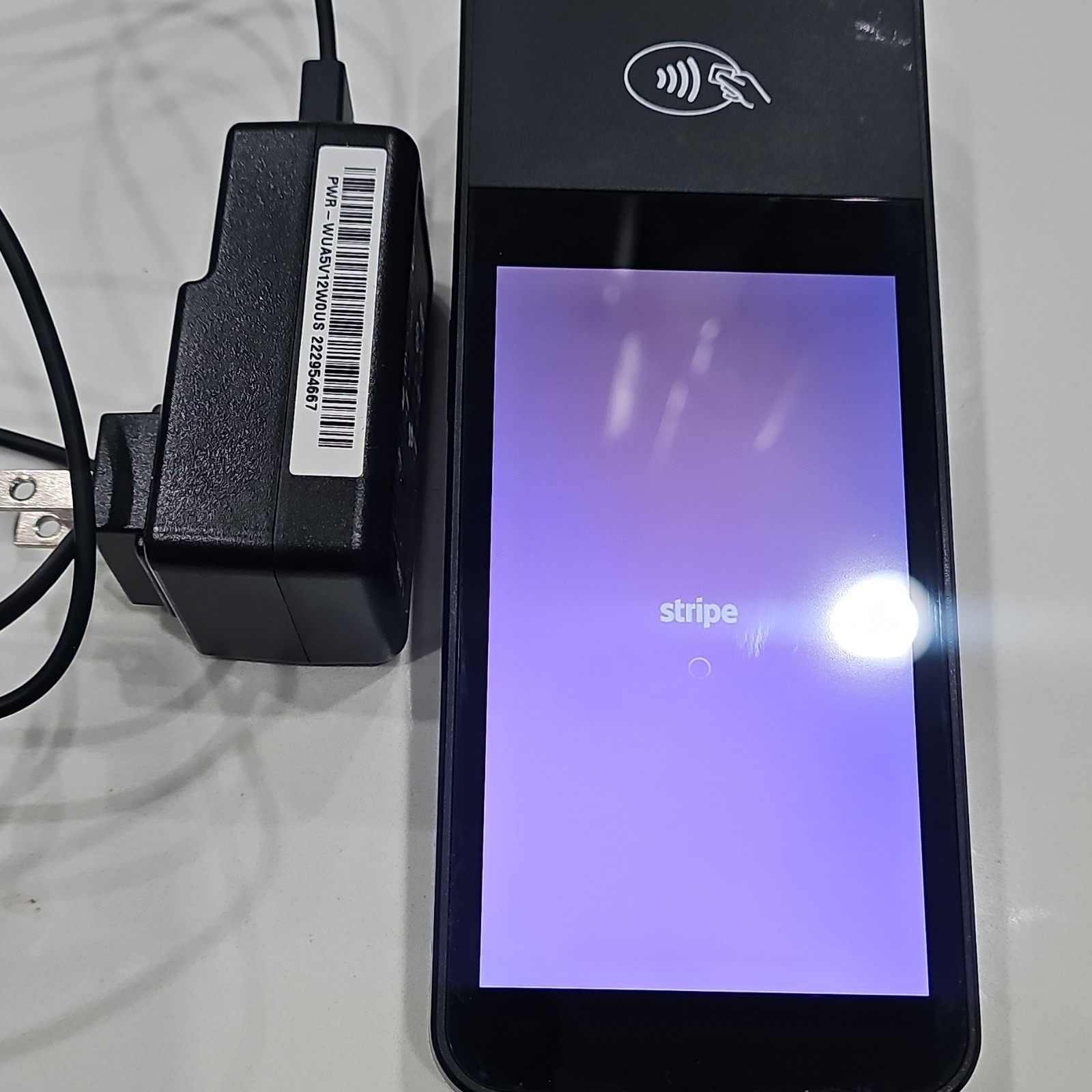 WisePOS E Model: WSC51 Smart Touch Screen Card Reader With Charger