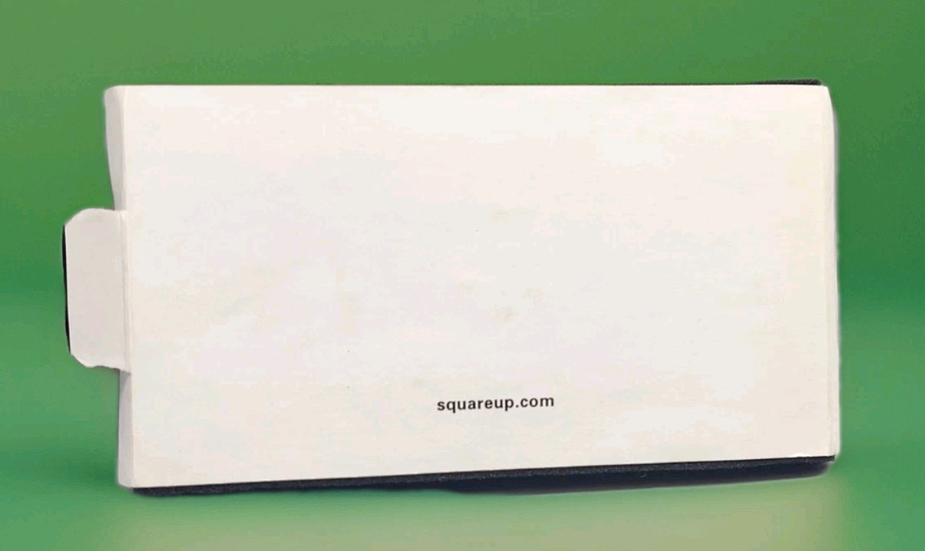 Square Card Reader Device For The I-phone Andriod Or Tablets