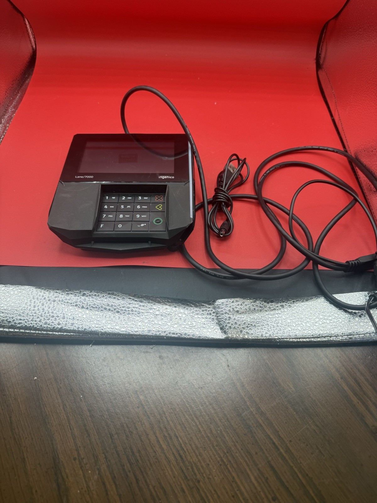 Ingenico Lane 7000 Credit Card Terminal PRG30310679R with Stylus And Cord