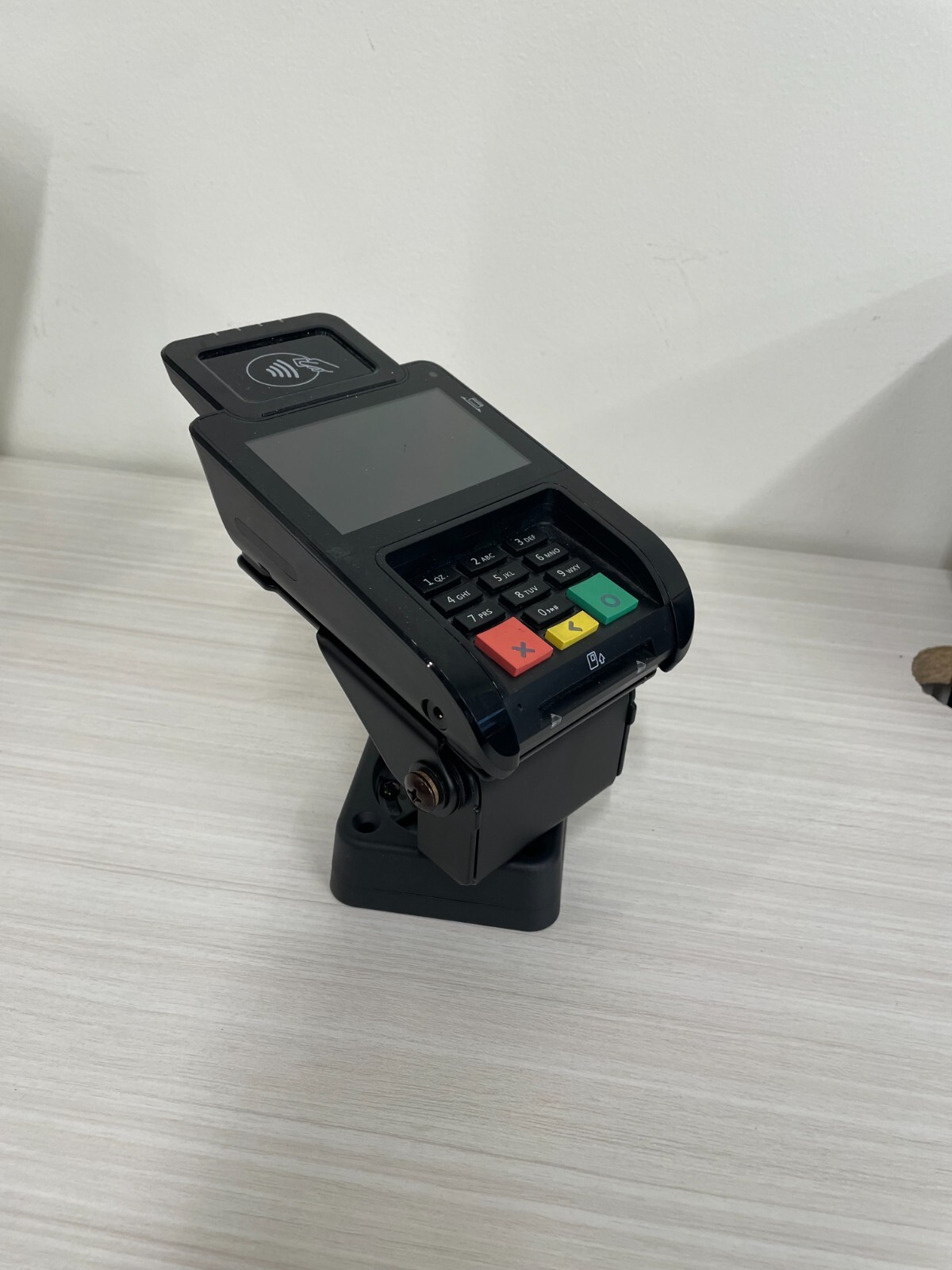 Pax Q30/A30 Stand – Tilts/Swivels – Countertop