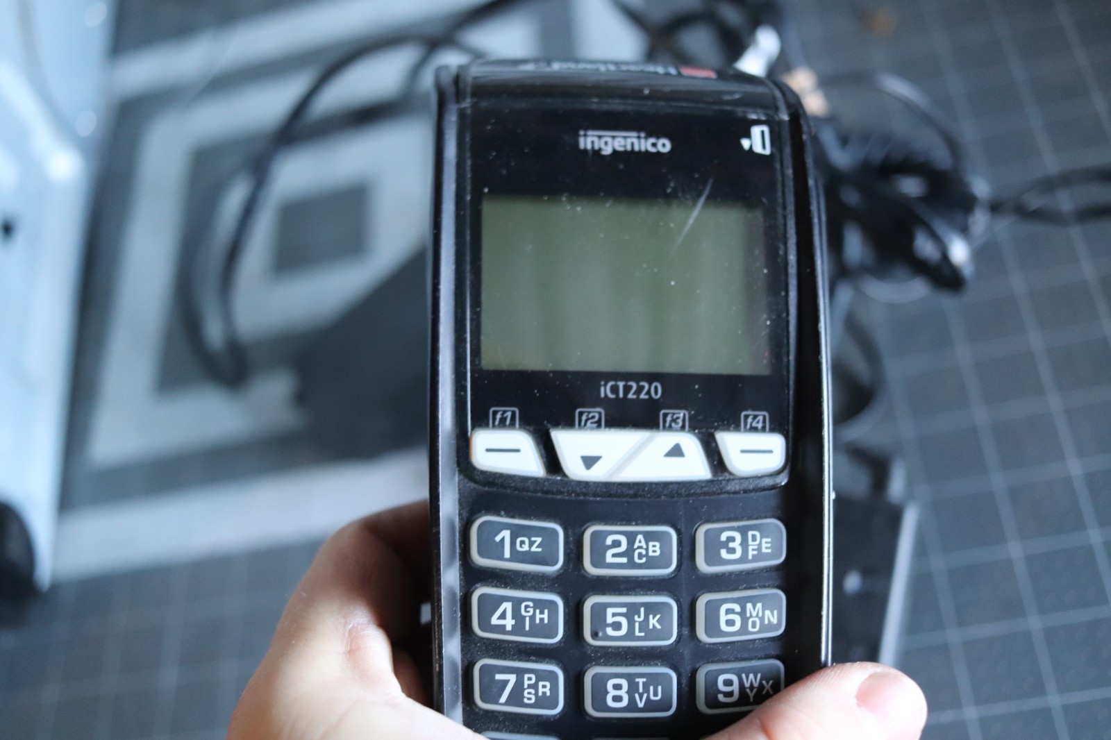 Ingenico ICT220 Credit Card Terminal w/ EMV Chip Reader & RS232 US Power Adapter