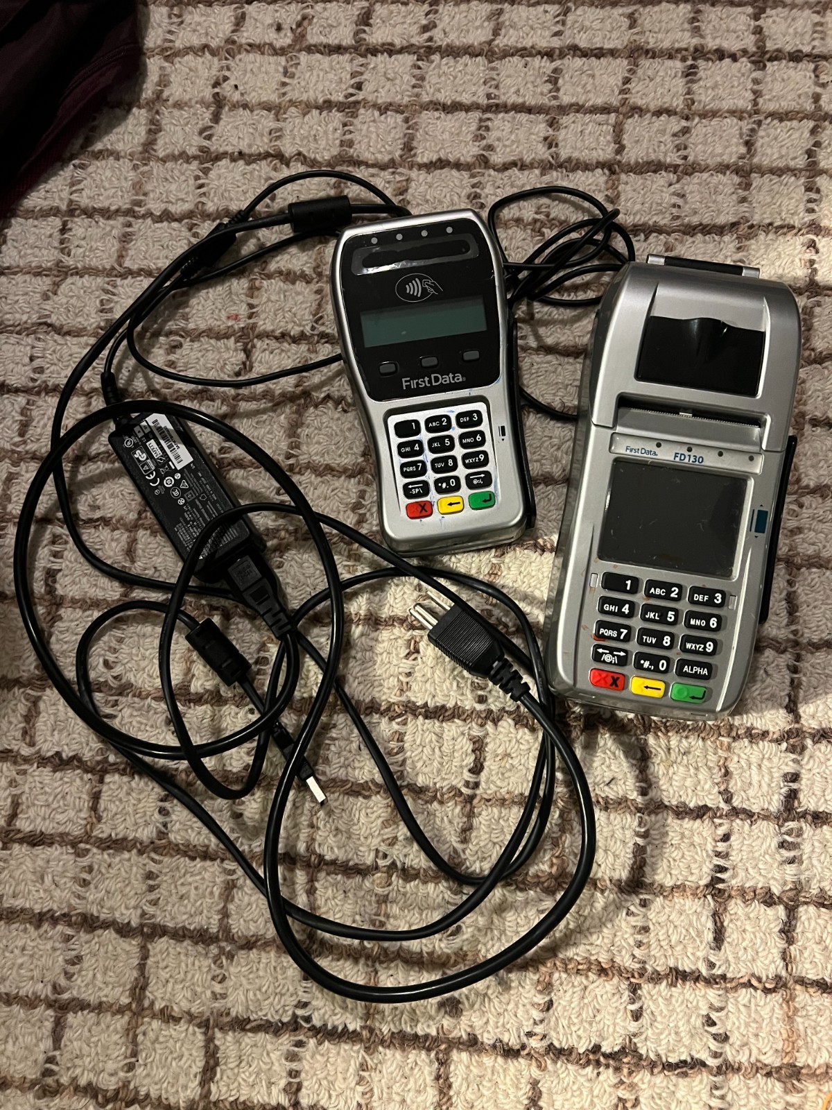 First Data FD130 Duo and FD-35 PIN Pad Credit Debit Card POS Terminal FD130Duo