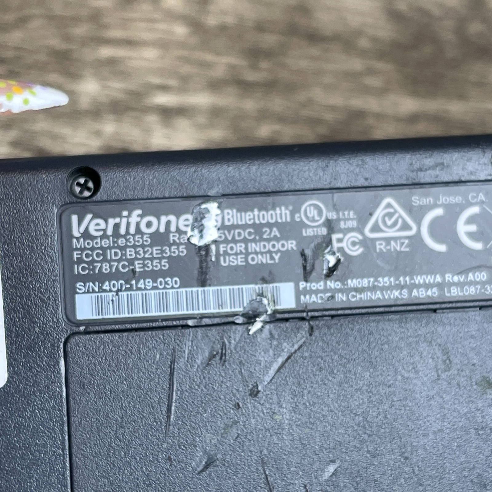 Verifone e355 2.4″ TFT LCD Rechargeable Android/iOS Credit Card Payment Terminal