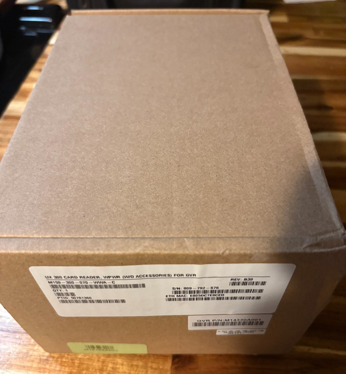 NEW Verifone UX300-WPWR Card Reader M159-300-070-WWA-C Fuel Dispenser Terminal
