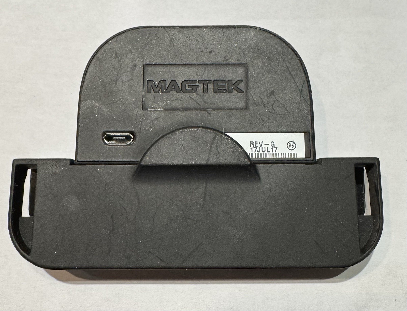 MagTek iDynamo 5 Gen. 2 Card Reader 21087013 iPhone & iPad Lightning Connector