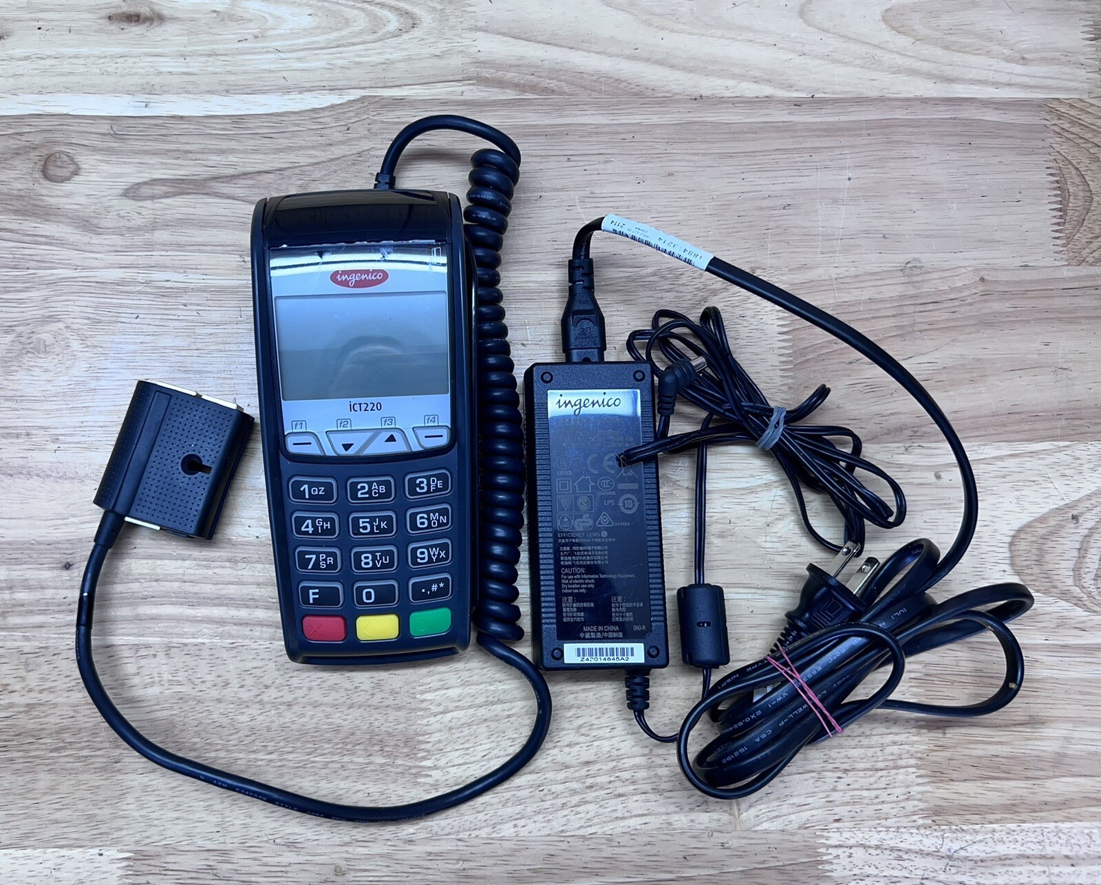Ingenico iCT220 Credit Card Terminal With Power Supply And Ethernet Port