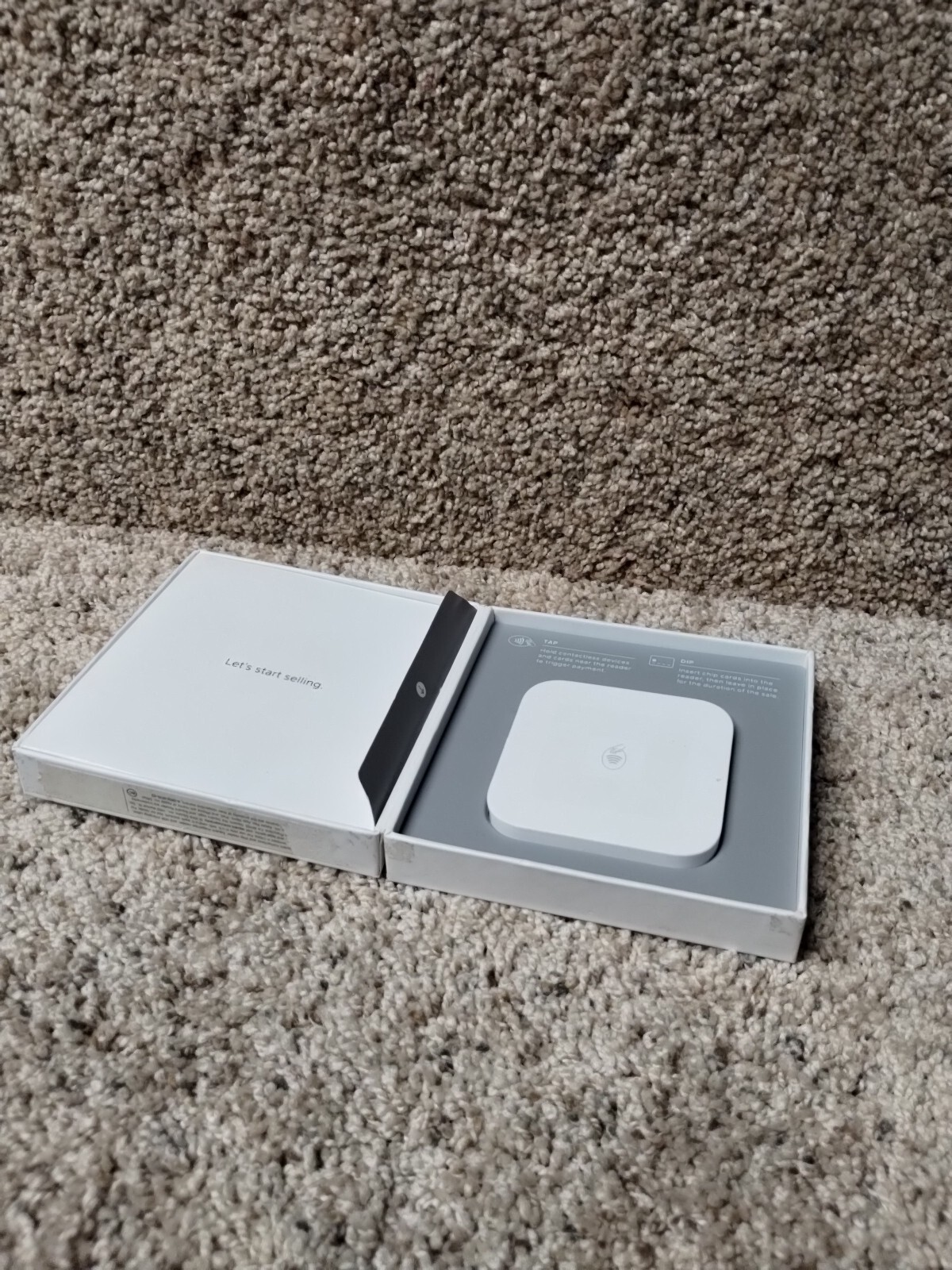 Square A-SKU-0113-03Credit Card and Chip Reader