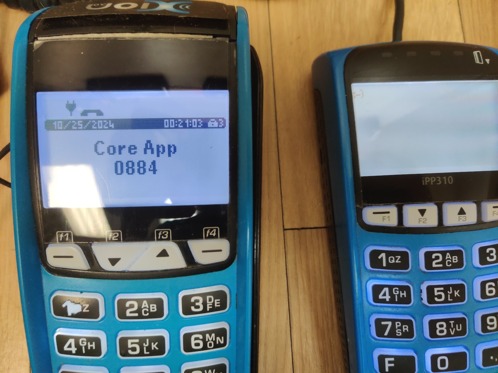Ingenico ICT220/iPP310 POS Pad Credit Card Payment Terminal and Pin Pad