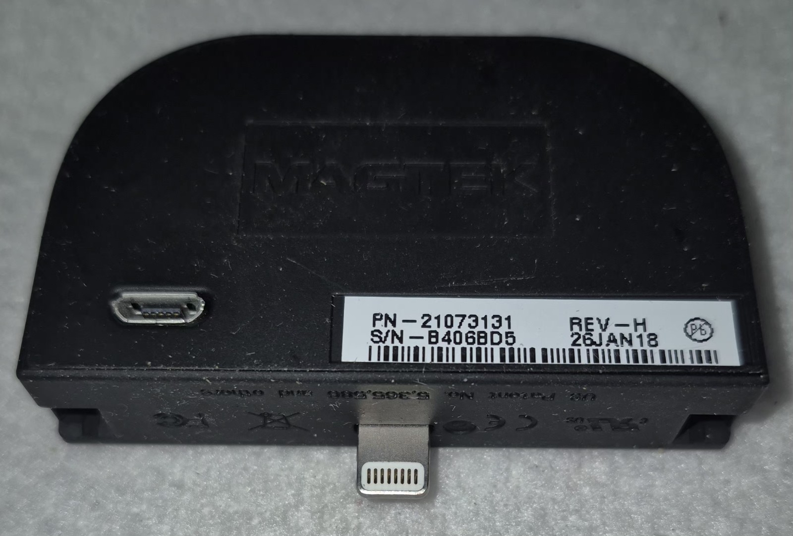 MagTek iDynamo 5 Card Reader w/ Lightning Connector 21073131 for iPhone iPad NEW