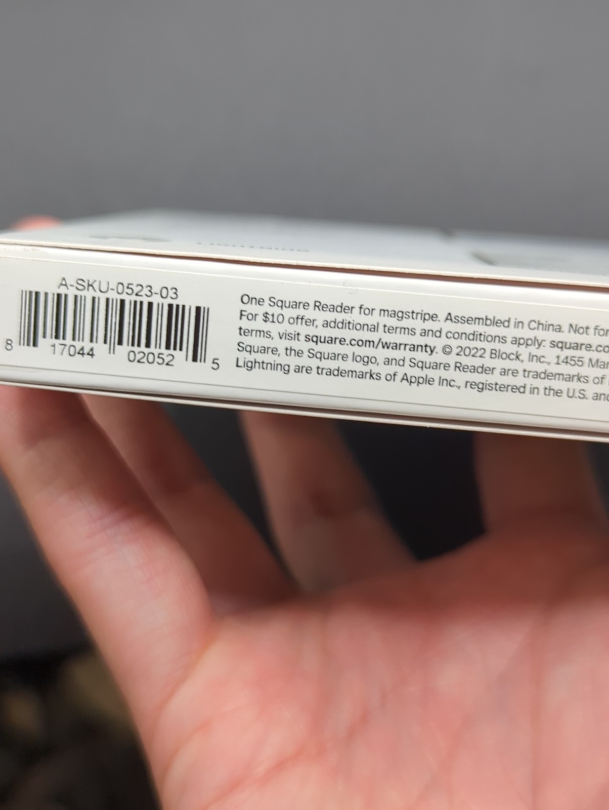 NEW Square – Magstripe Reader with Lightning Connector – Glossy White