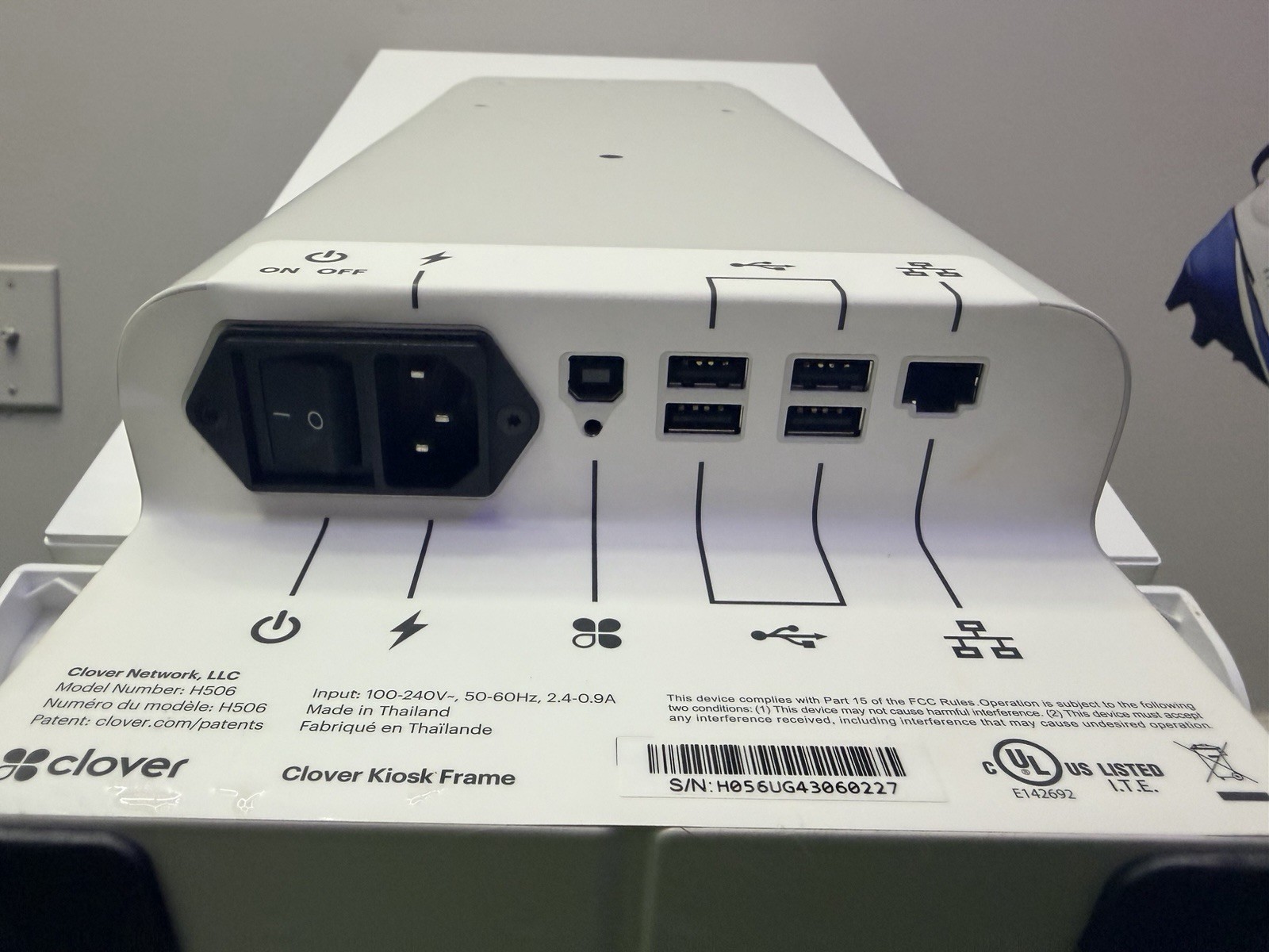 Clover S506 Self-Service POS Kiosk Dual Screen Restaurant Terminal