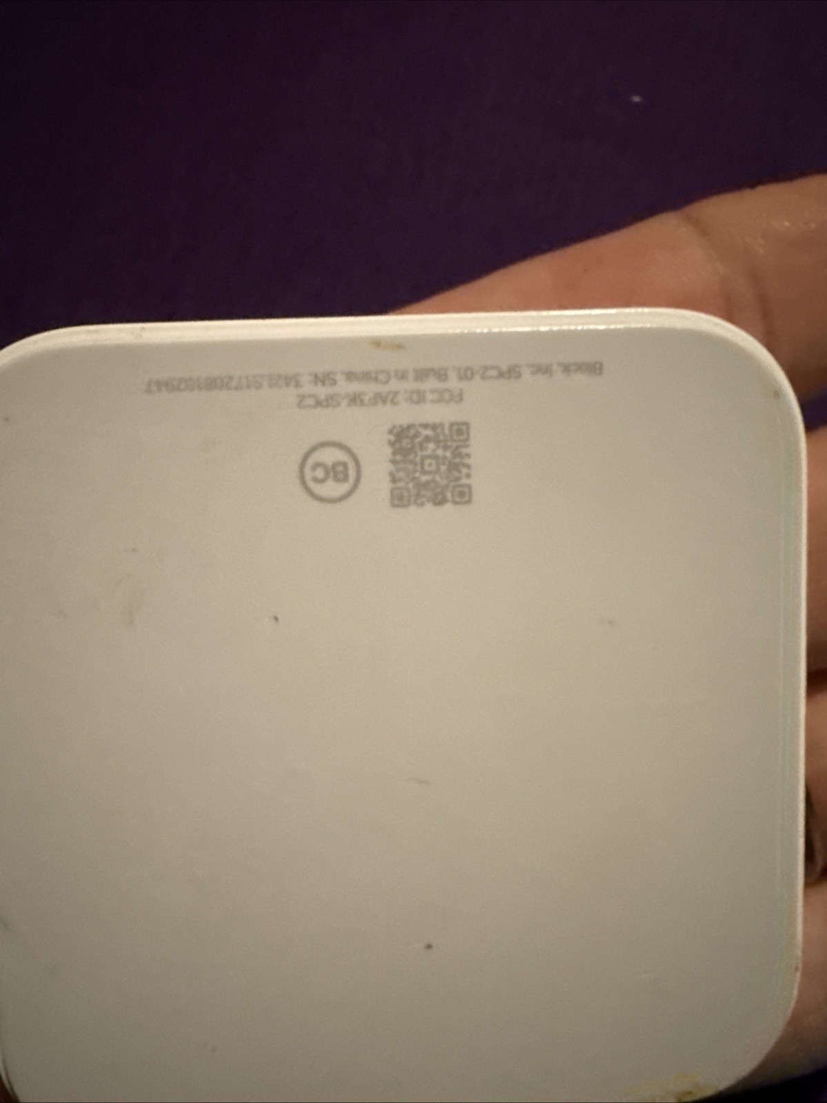 White Square Reader for Apple iPhone and iPad stand