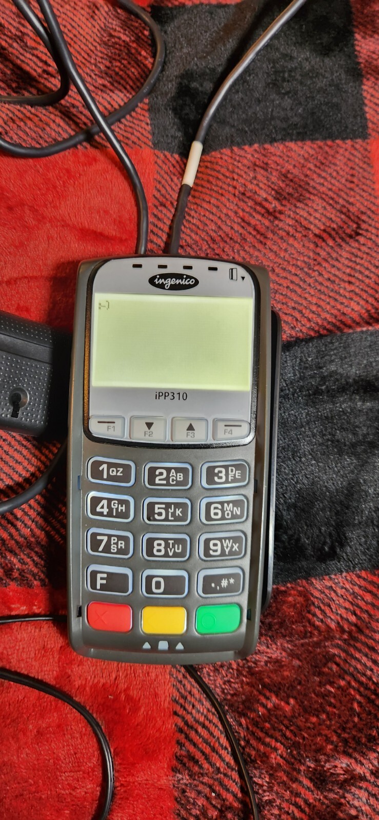 Ingenico ICT220 Credit Card Terminal Chip Swipe And Tap With ipp310