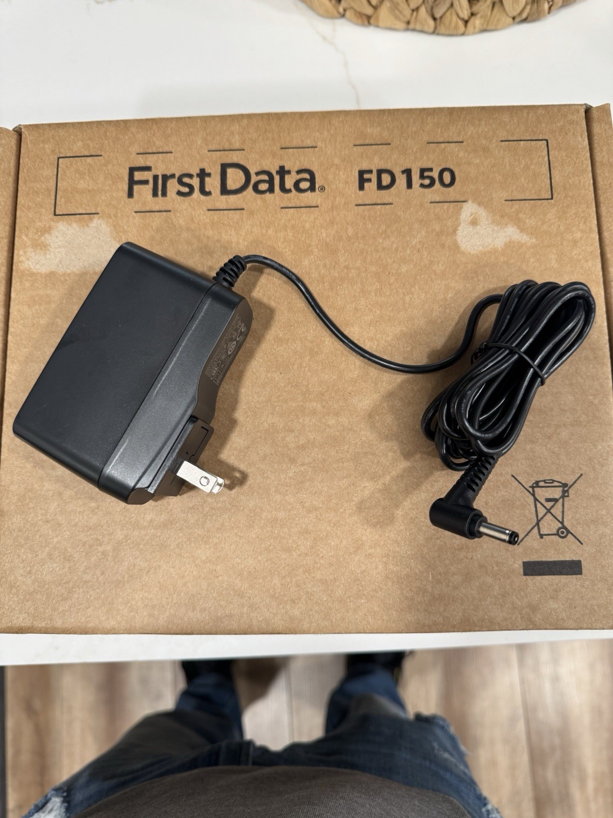 First Data FD150 Power Adapter DSA-36PFN-12 FCA 120300 Wired