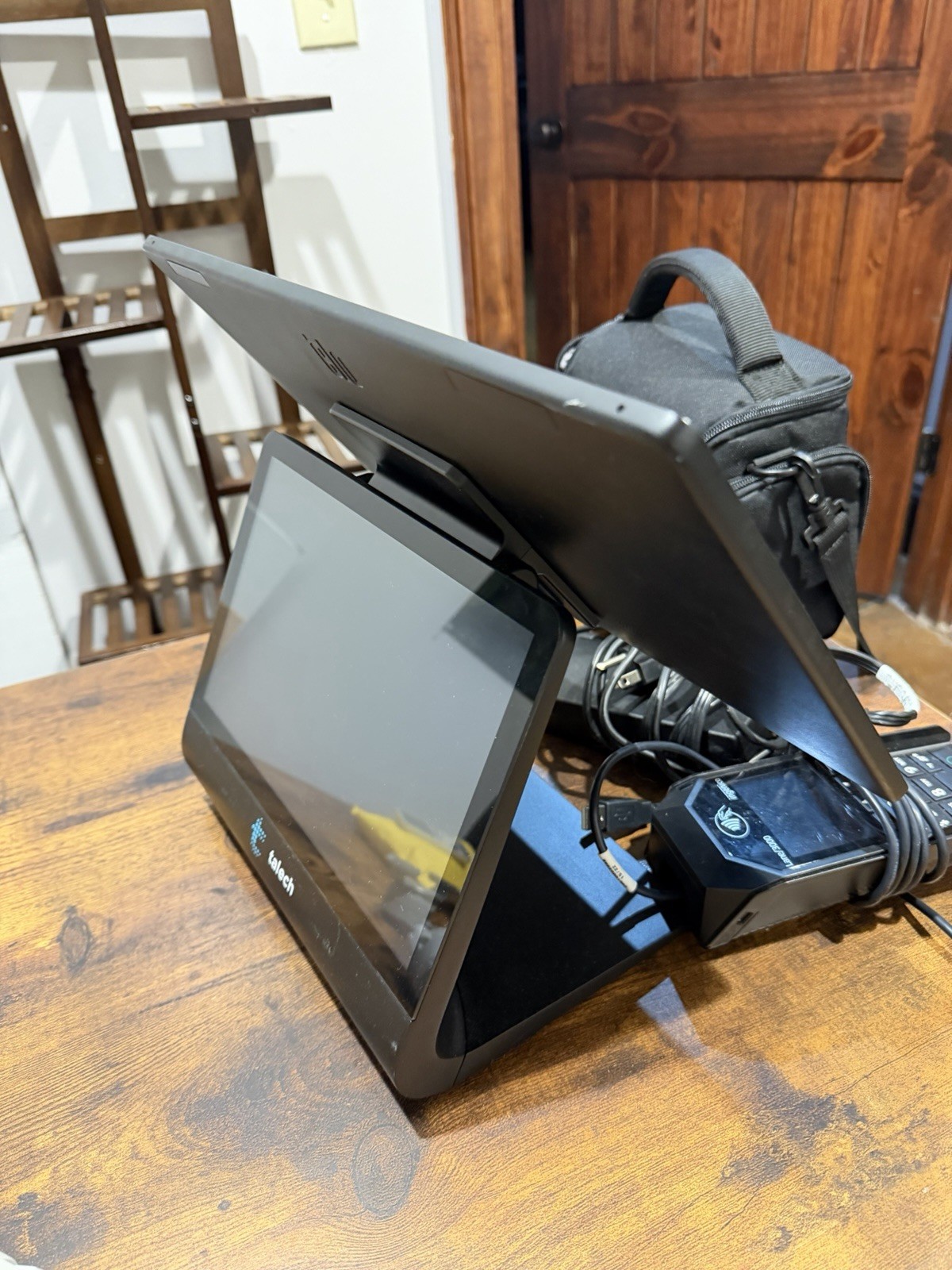 Talech POS system with Dual touchscreens and ingenico lane/3000 EMV card reader