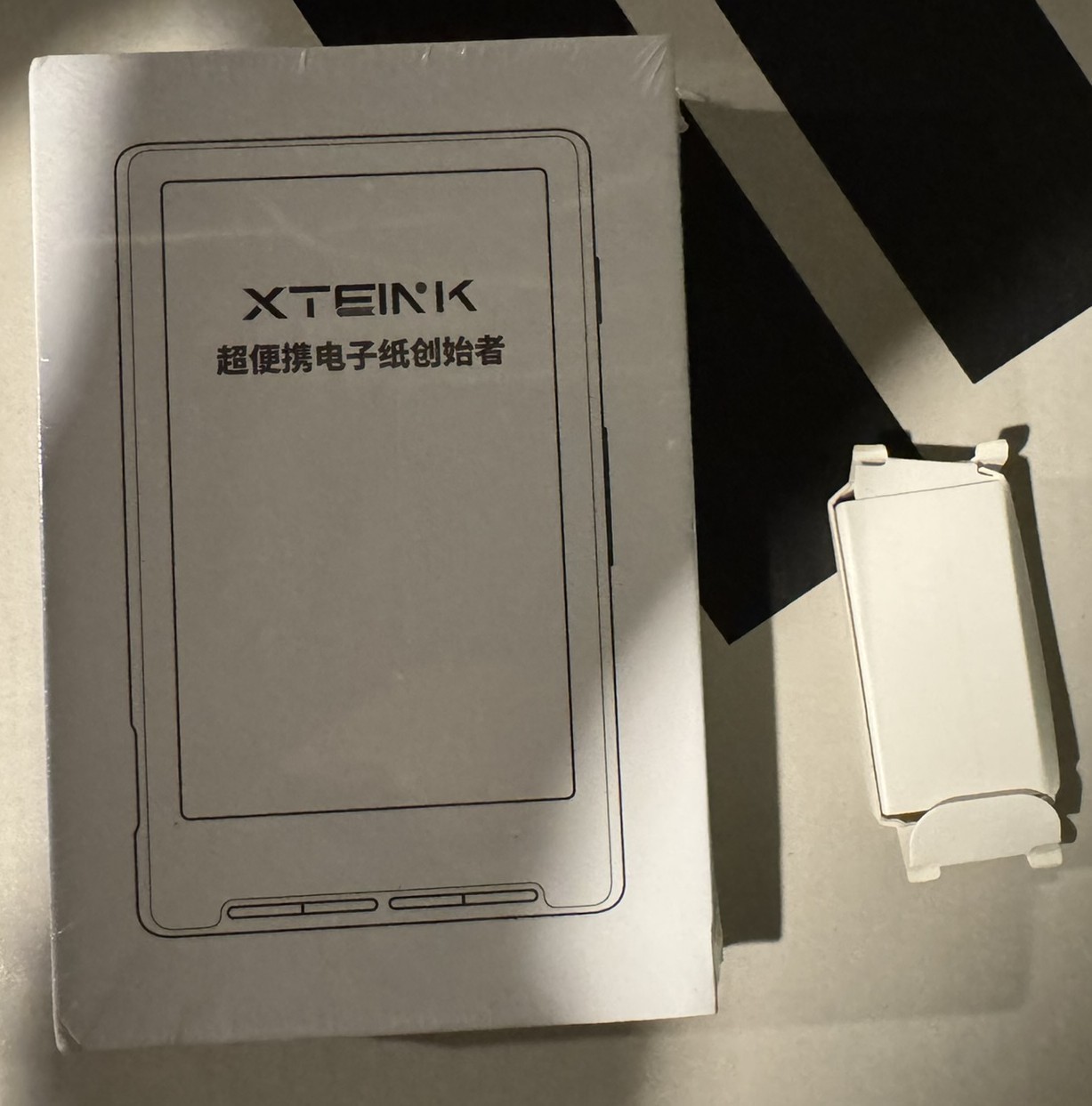 XTEINK X4 – 4.3in eReader – Black – Immediate USA Shipping!