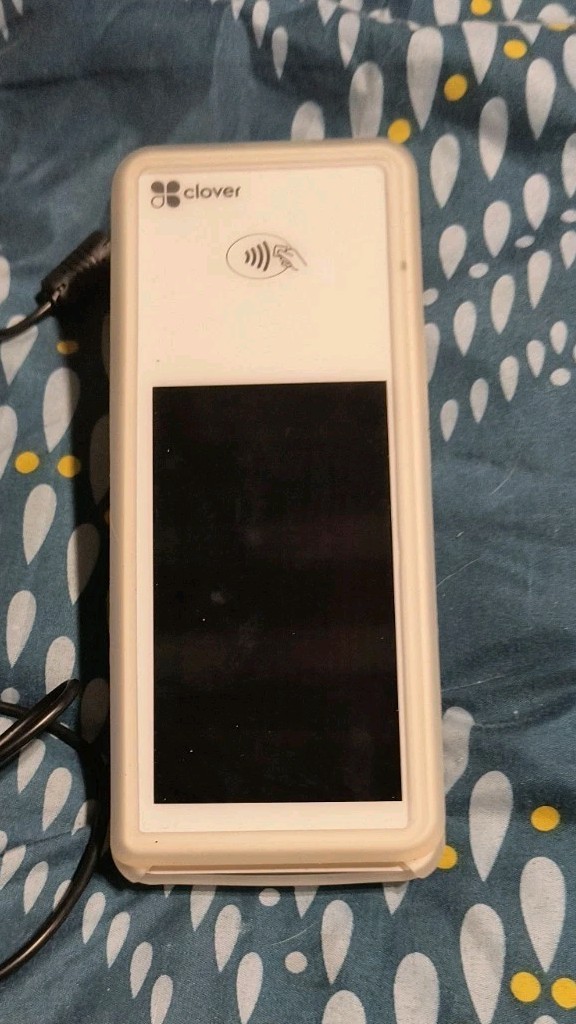 Clover Flex Credit Card Machine and Charger Model K400