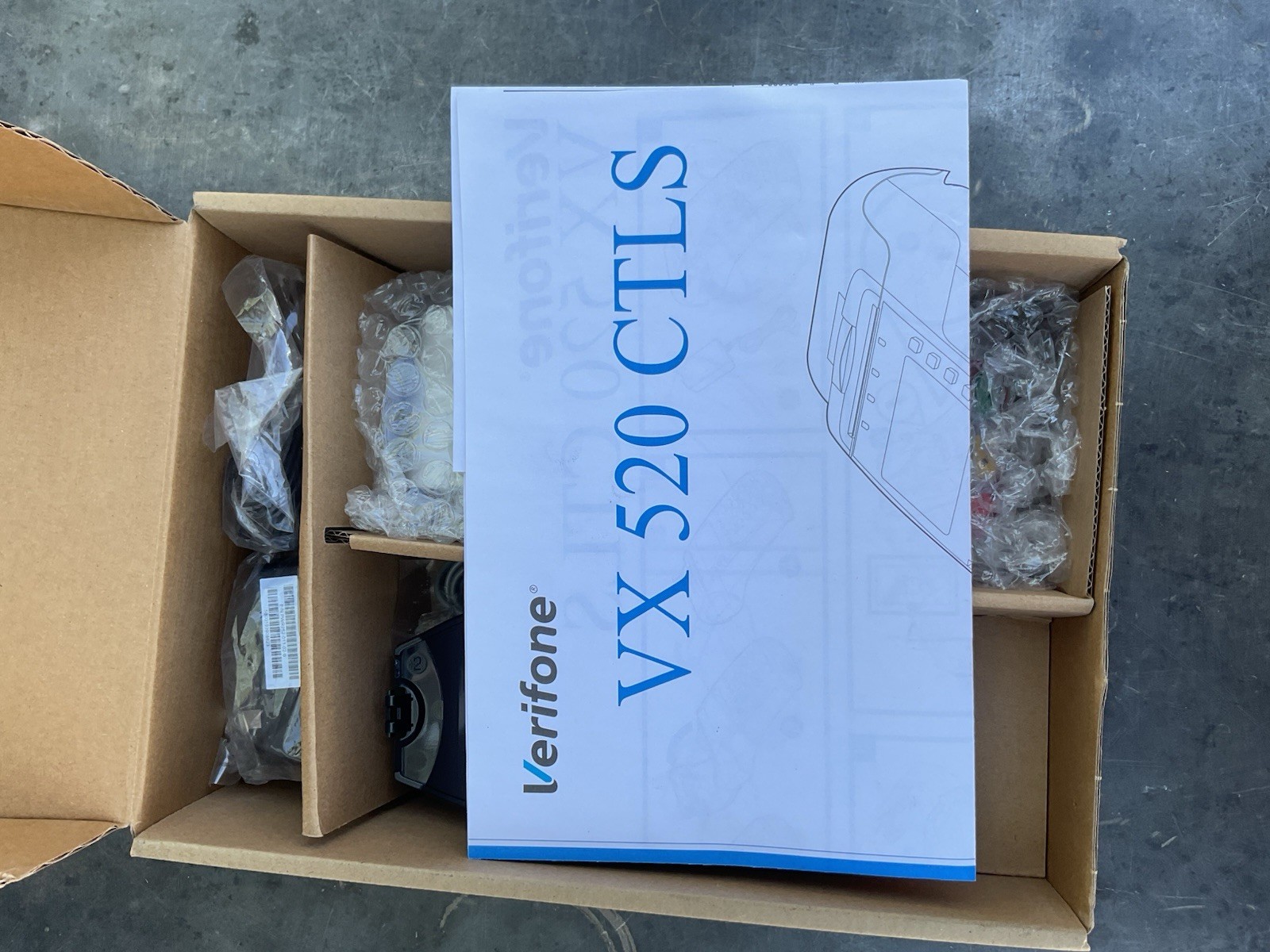 VeriFone VX 520 CTLS M252-653-AD-NAA-3