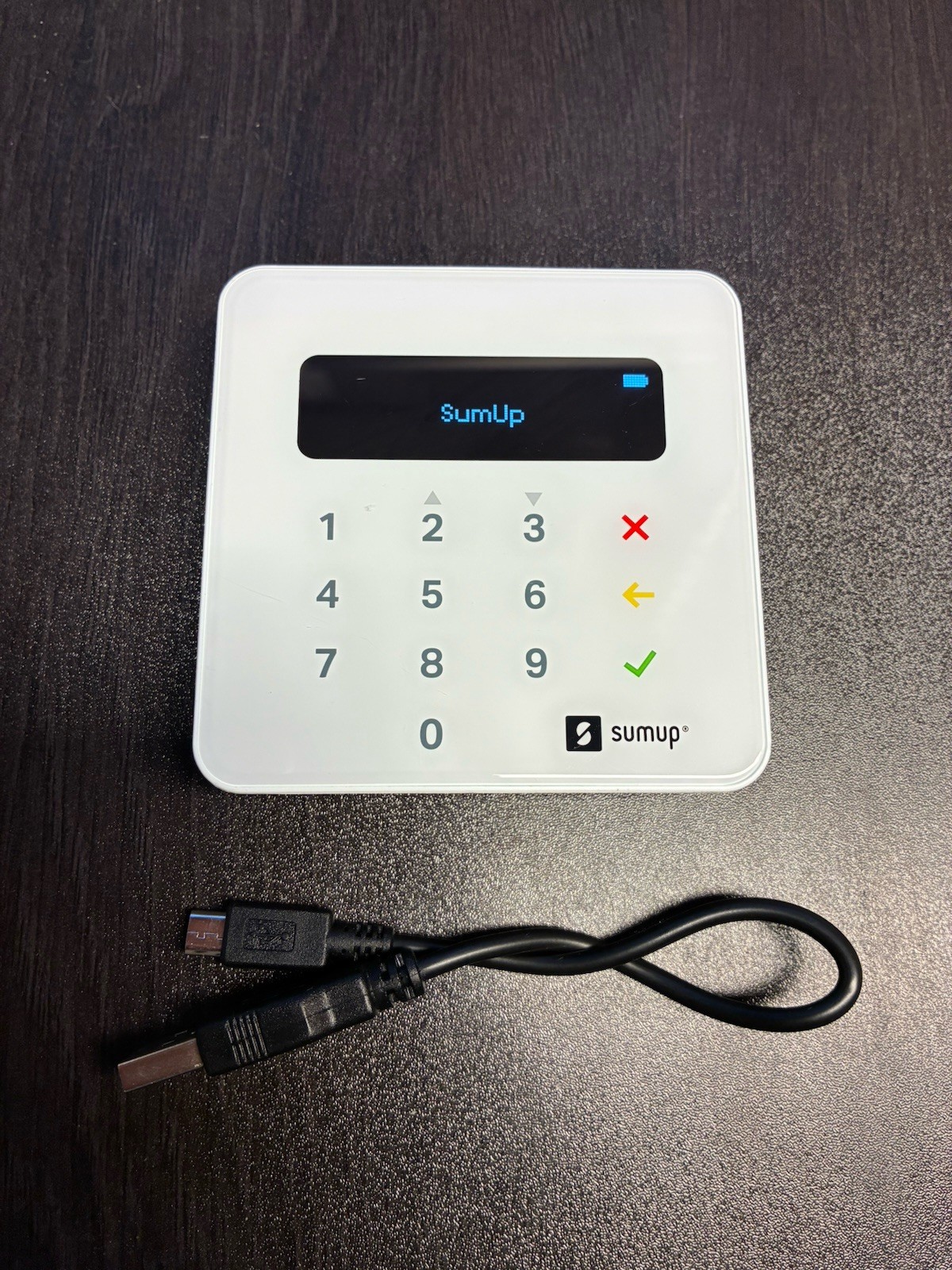 Sumup plus Card Reader air1e203 W USB charger