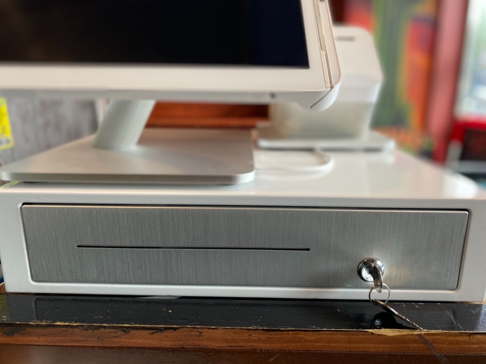 Clover Station POS System Apple-Pay-EMV-Printer- Cash Drawer