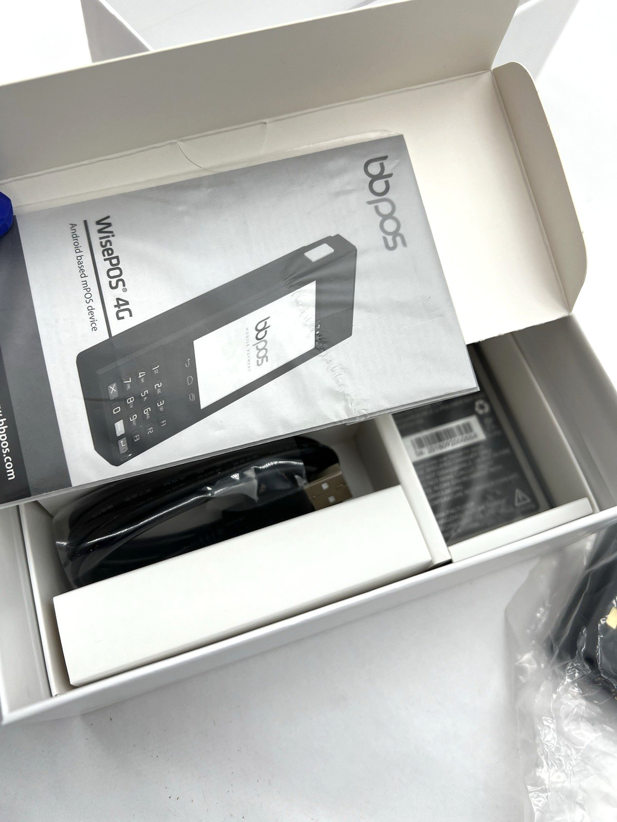 Genius Powered by bbpos Wireless Handheld Device Credit Card Reader 034011/E0882