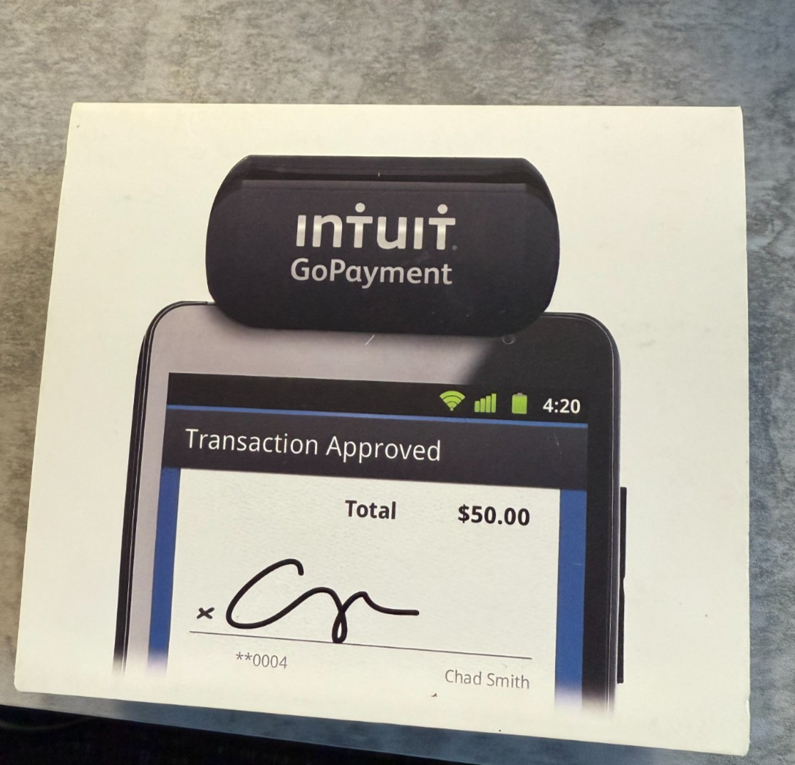 Intuit GoPayment Credit Debit Card Reader Quickbooks 3.5mm Jack 504200