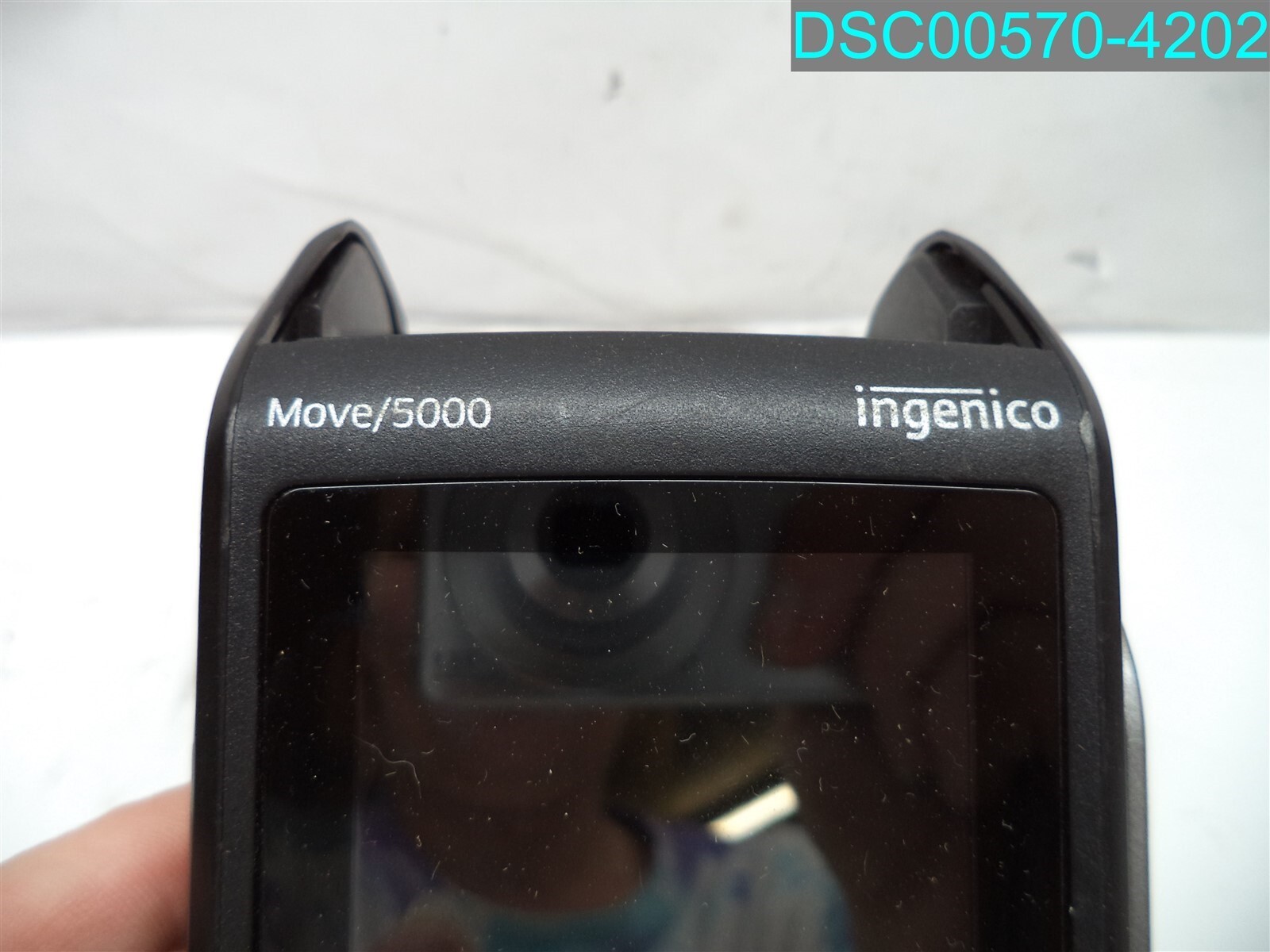 Parts or Repair INGENICO MOVE 5000 TWB32011419R CL 4G WIFI BT CARD READER