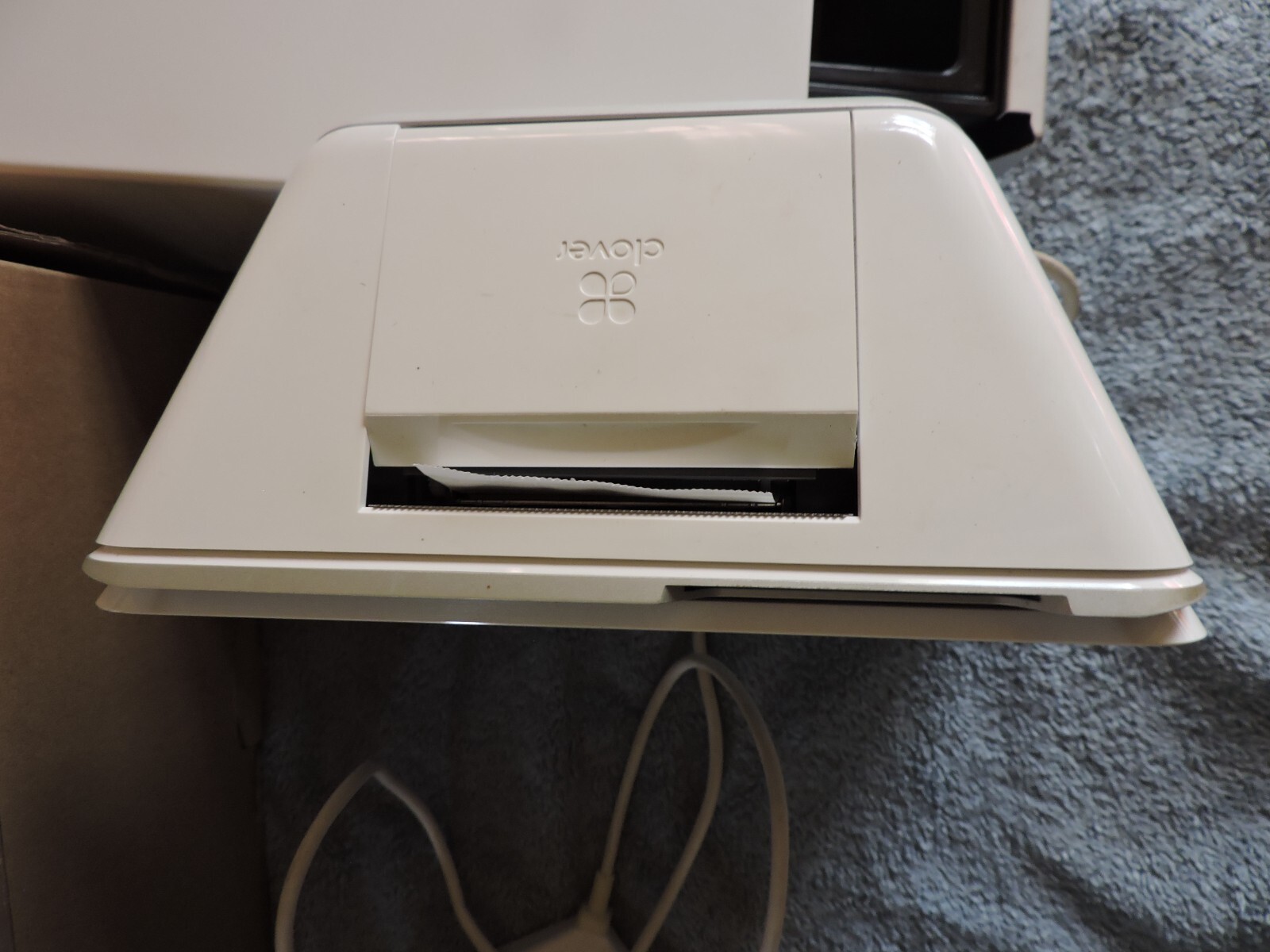 Clover C300 Mini Wi-Fi POS System, Built-In Printer & Card Reader & Cash Drawer