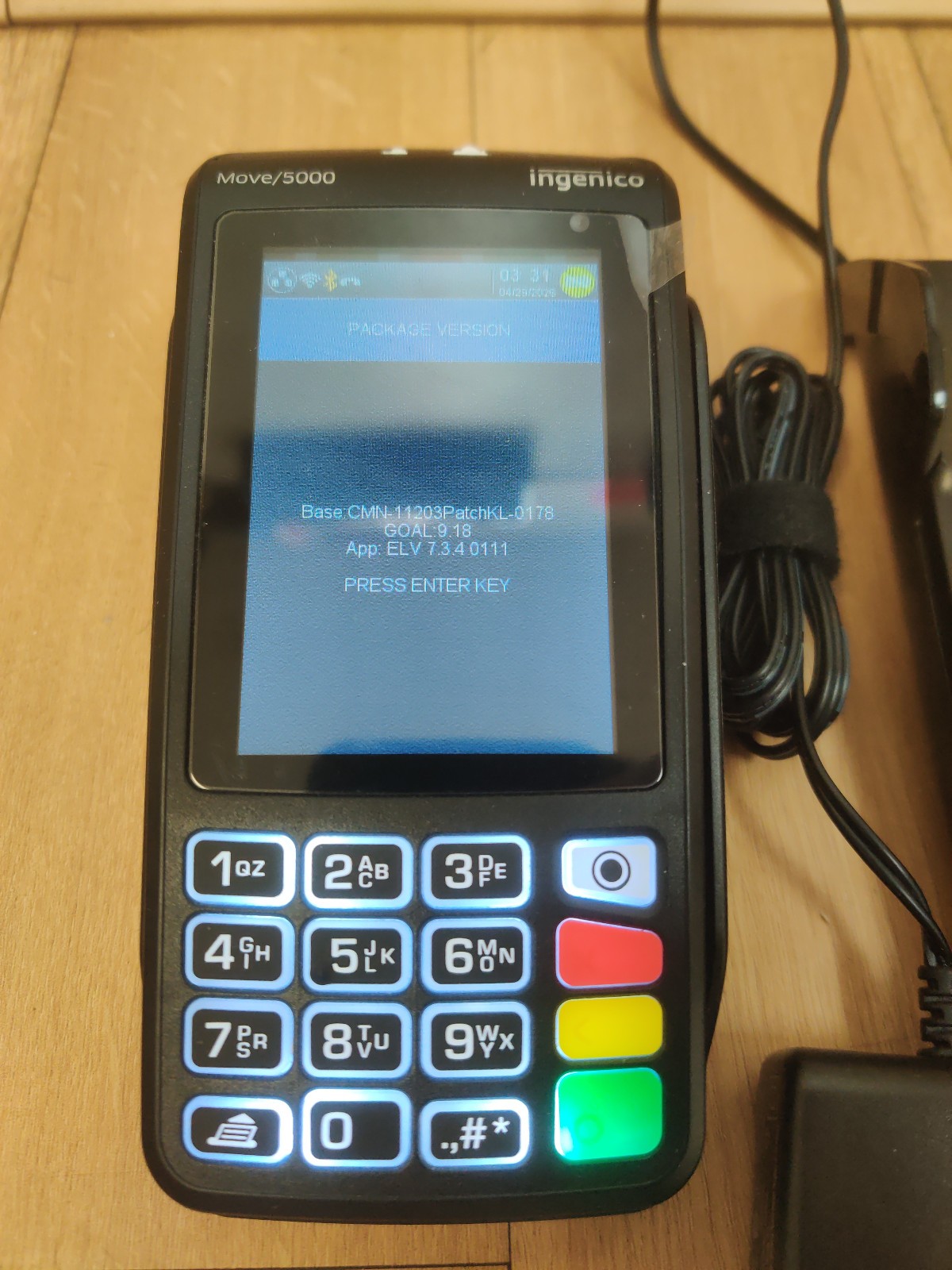Ingenico Move 5000 with Charging Base