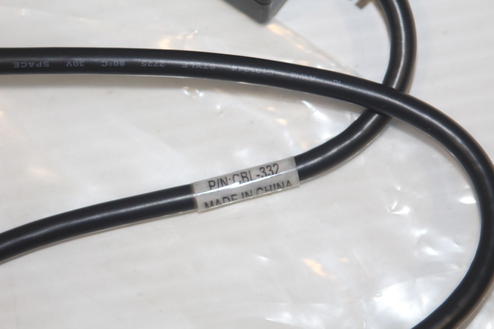 Genius Customer Platform CBL-332-002 Power Injector Supply Ethernet Verifone