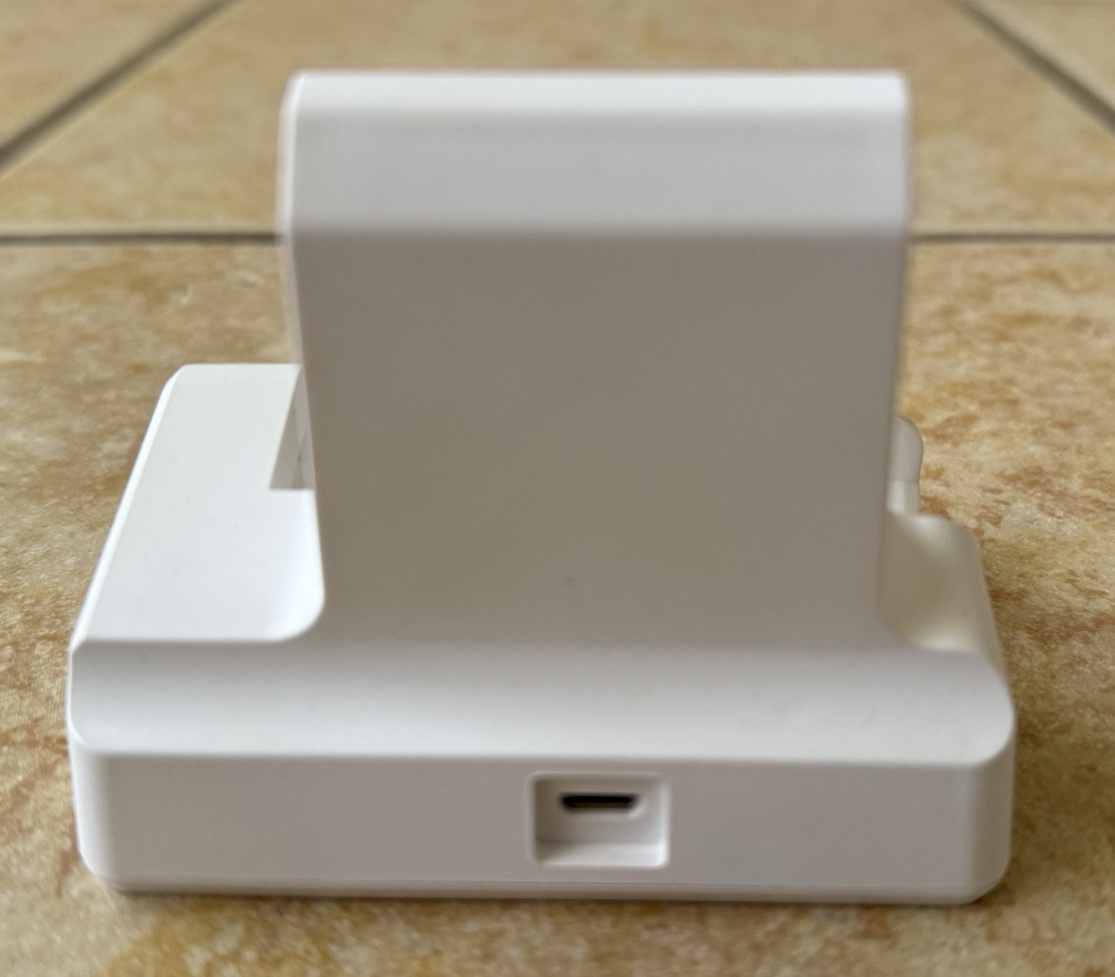 LOT OF 2 Clover GO RP-457 Contactless Card Reader |White | Mobile POS w 1 Dock
