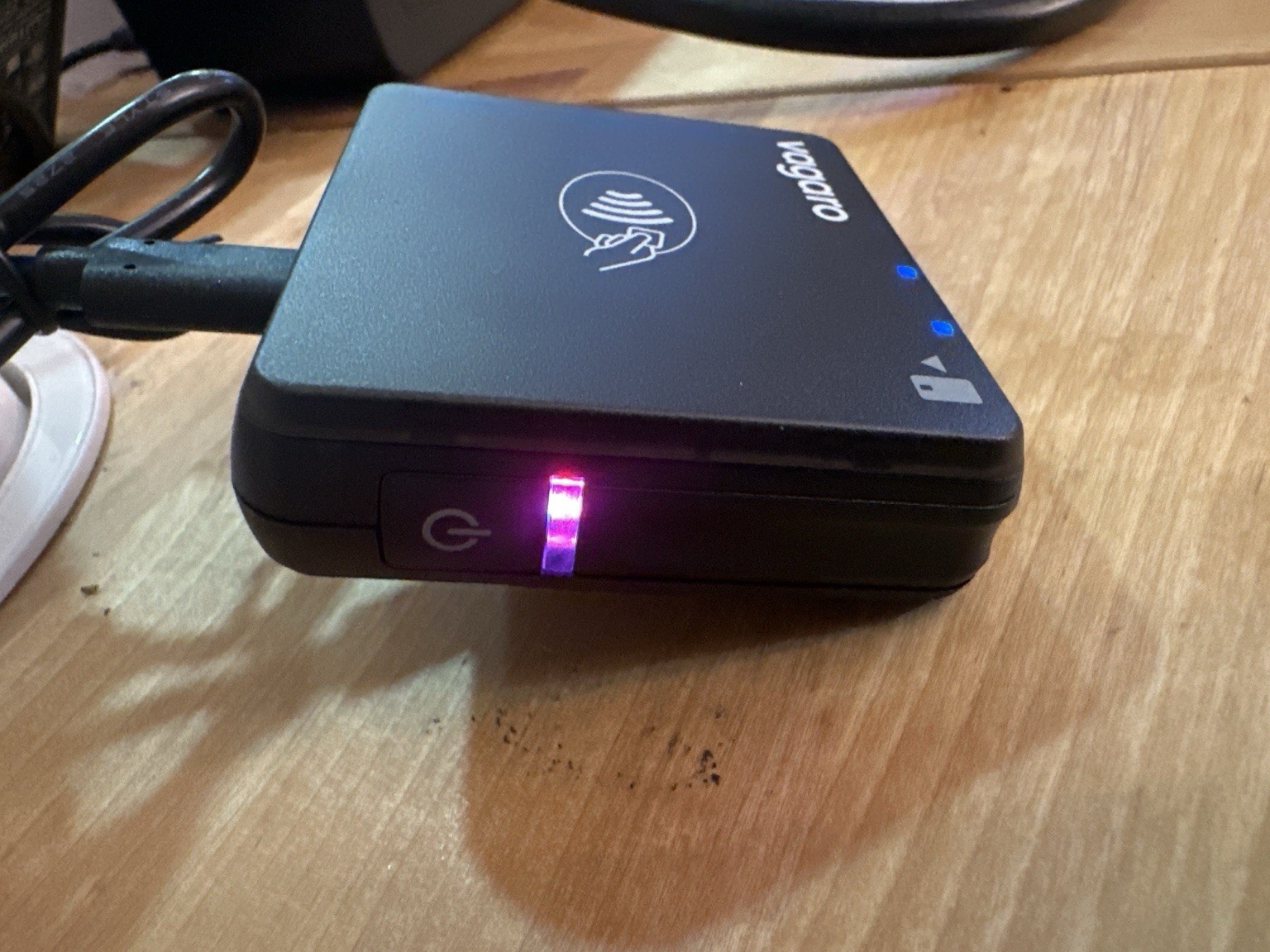 BBPOS Chipper 3X BT Bluetooth Card Reader Vagaro EMV NFC Contactless Payment