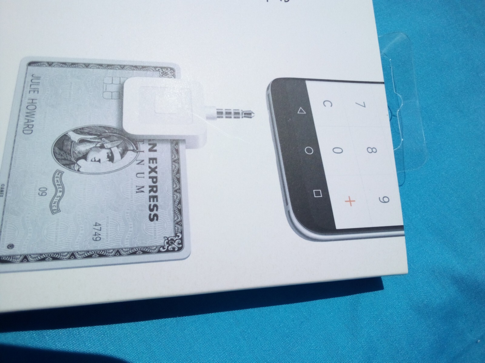 Square Reader Credit Debit Card Magstrip Apple & Android Headset Jack APKG020601