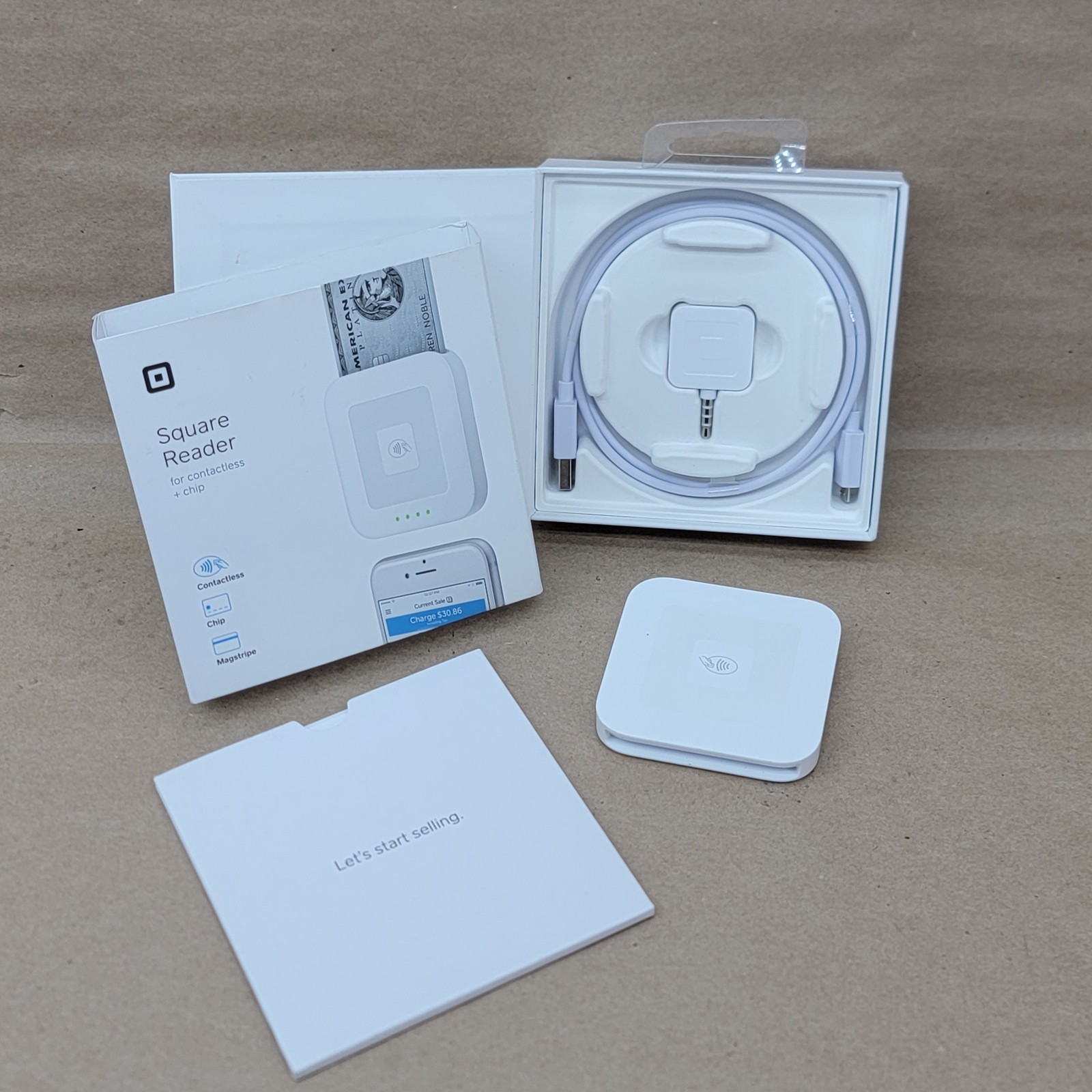Square Contactless Chip Magstripe Bluetooth Credit Card Reader A-SKU-0485
