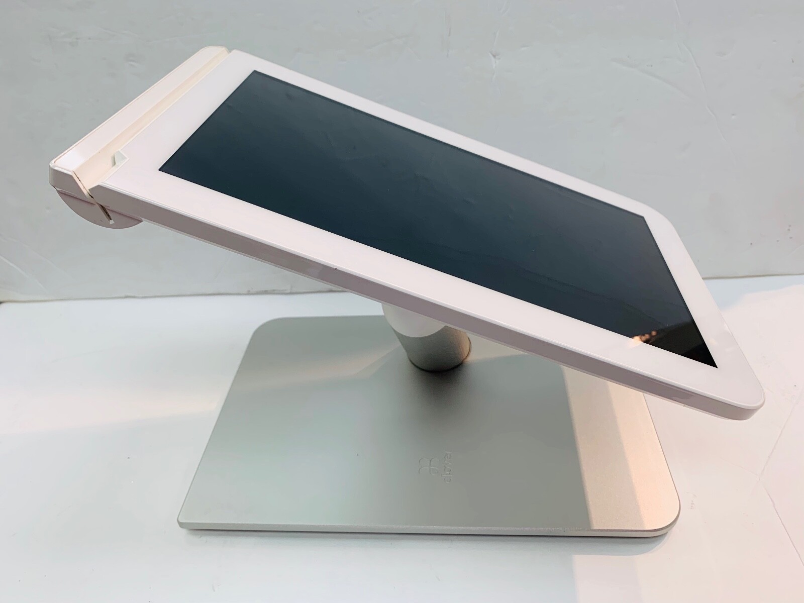 Clover POS 1.0 C100 System Point of Sale Station Only, has contract