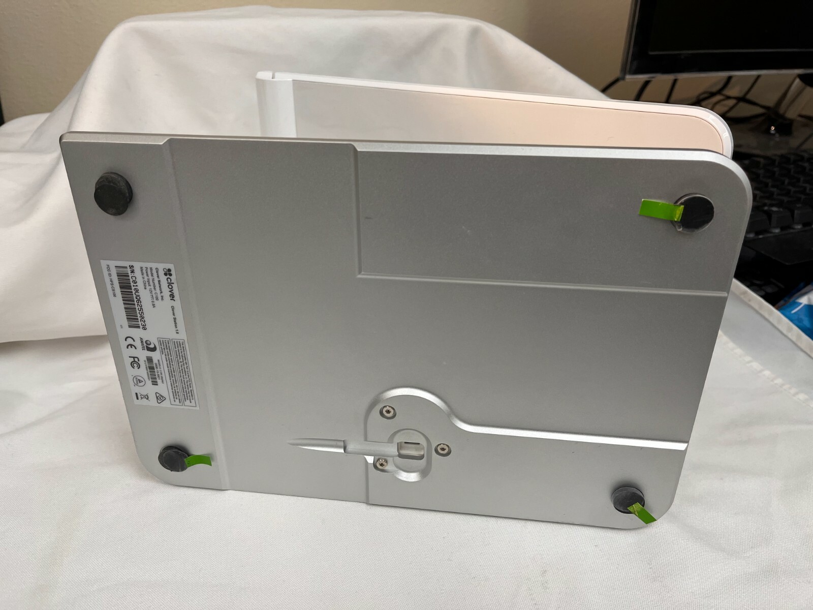 CLOVER POS 1.0 C100 SYSTEM POINT OF SALE STATION – AS IS MERCHANT LOCKED