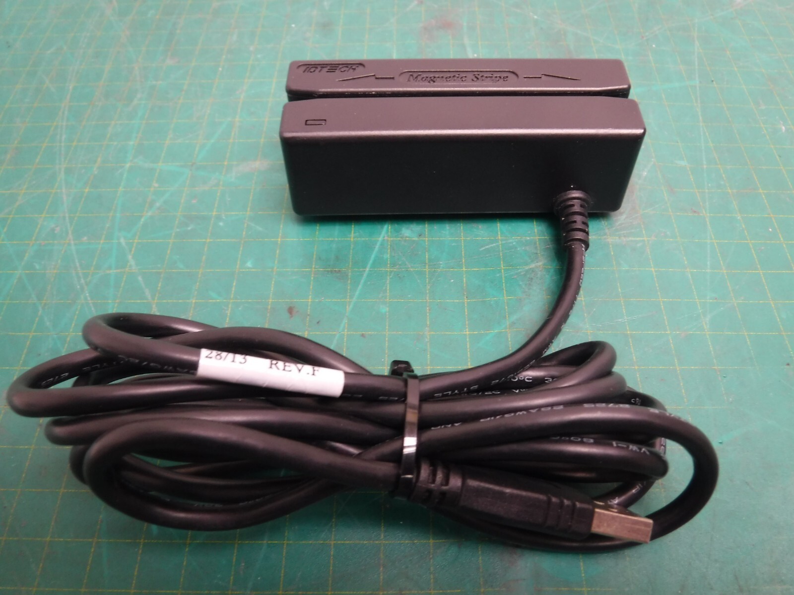 ID Tech IDMB-334112B USB Magnetic Strip Reader Black TESTED WORKING