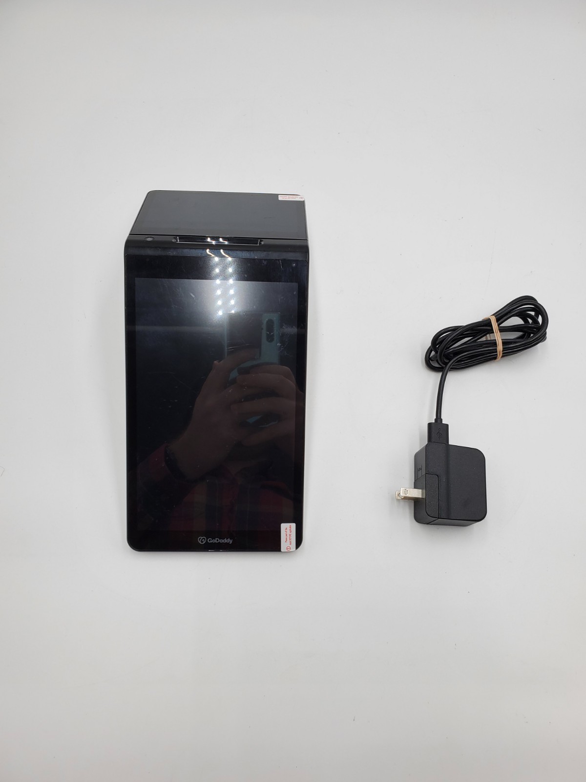 GoDaddy POYNT PST3 Smart Terminal Card Reader – Read Desc. Needs Factory Reset