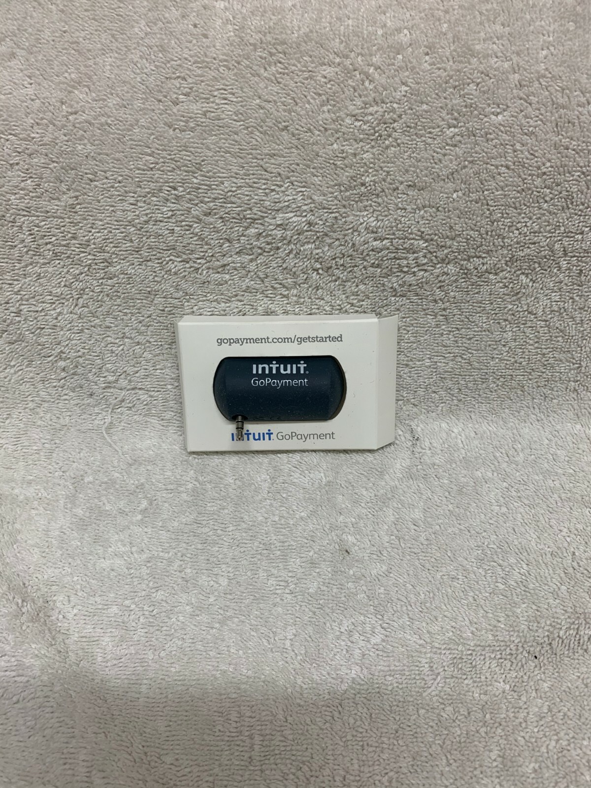 Intuit GoPayment Credit Debit Card Reader