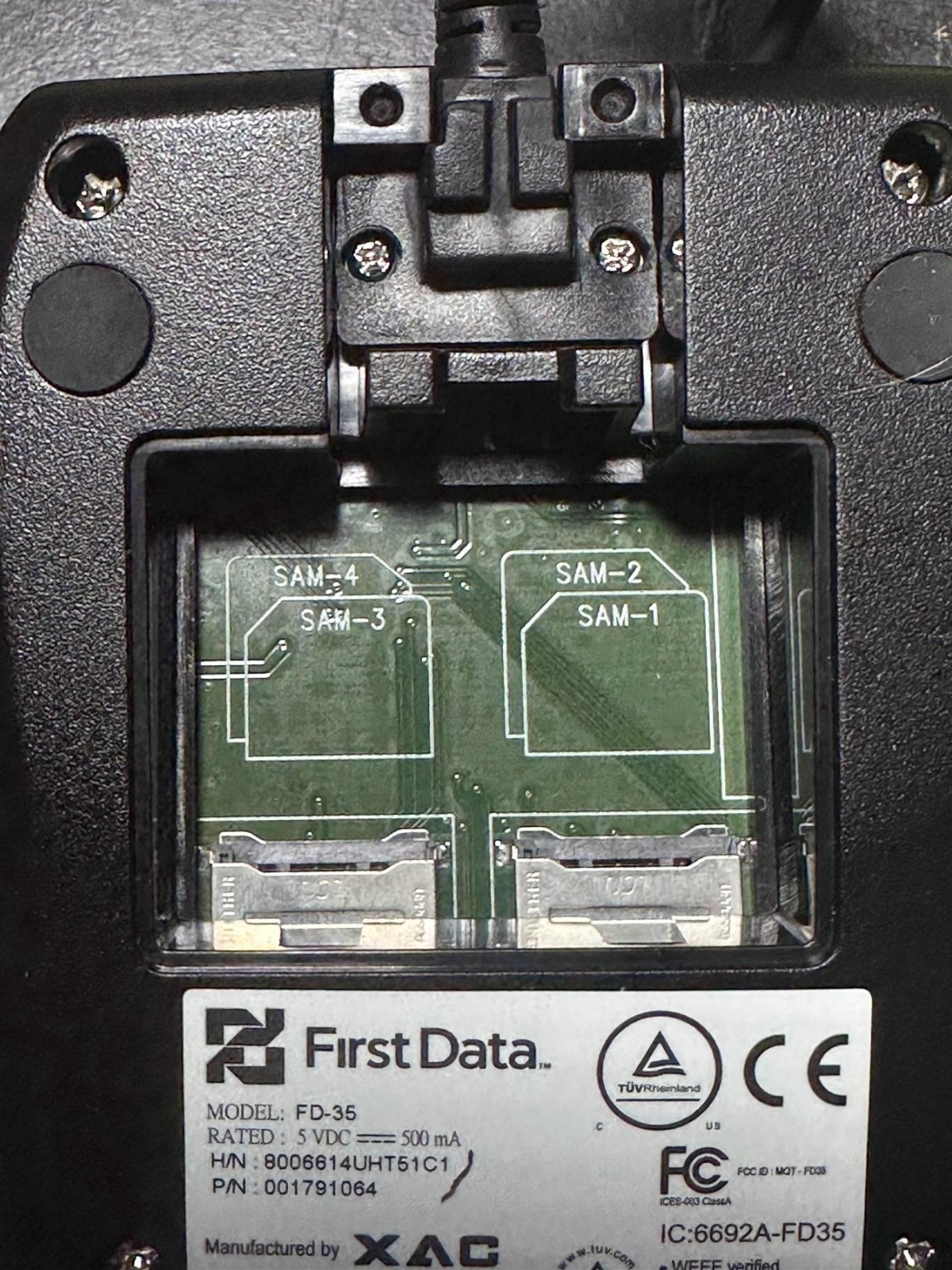 First Data FD-35 Pin Pad Credit Card Reader ApplePay Tap Chip Slide TESTED WORKS