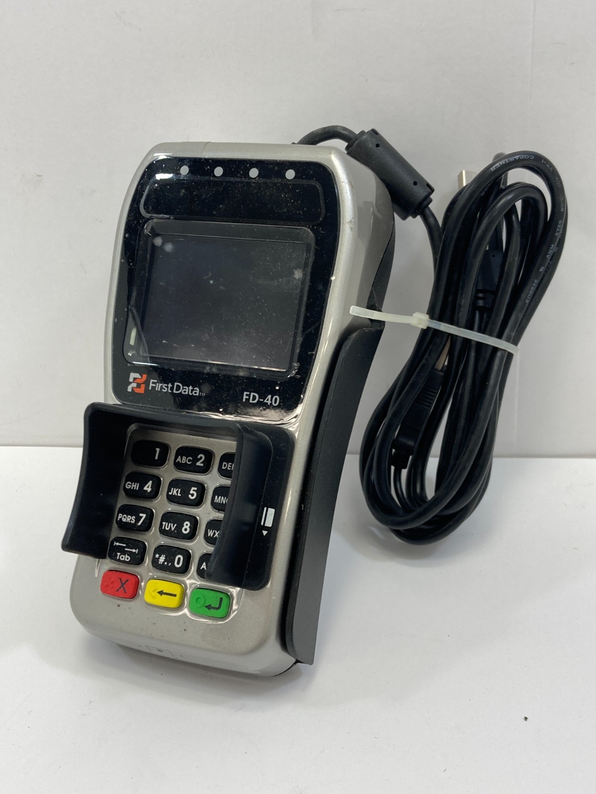 NEW ~ First Data FD-40 Credit Card Reader Terminal ~ No Original Box or Papers
