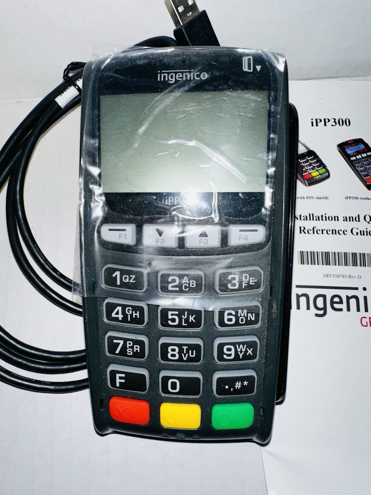 Ingenico iPP320 Credit Card Processing Terminal Machine (New-Open Box)