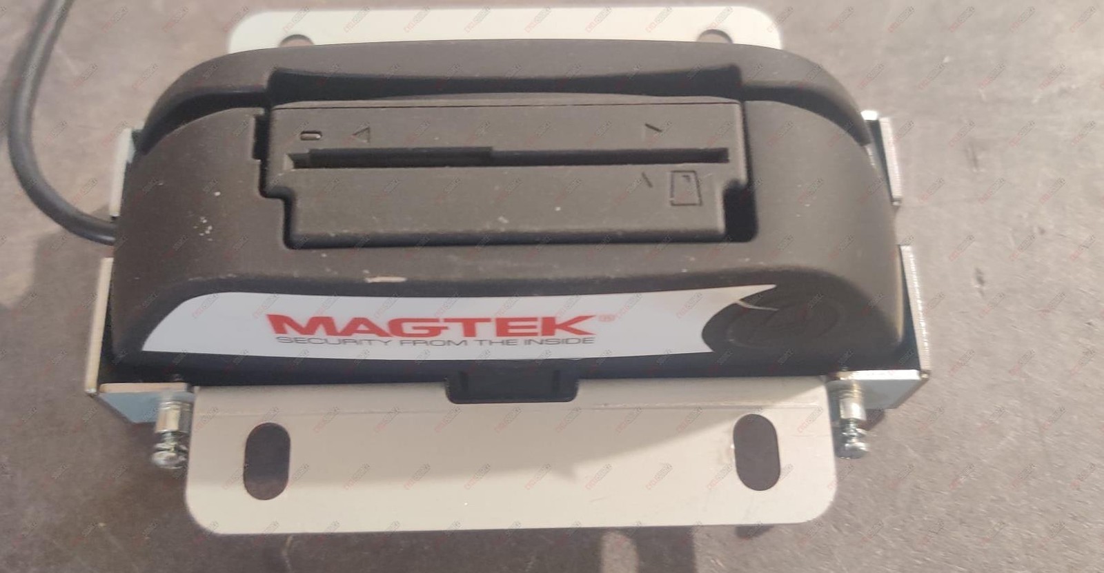 Magtek eDynaMo Bluetooth USB Credit Card Reader Swiper Charger 21079804