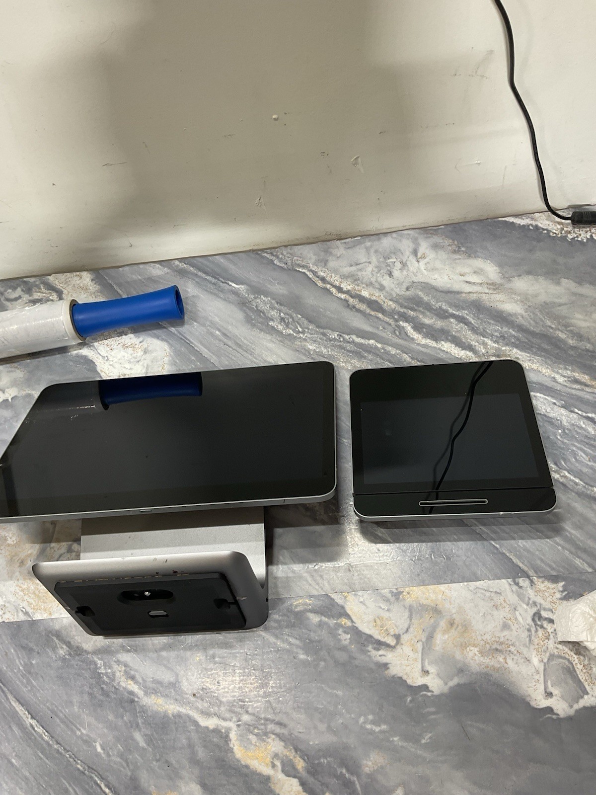 Square SPB1-01 POS Register With Card Reader SPB4-01 Sold As Is For Parts UNTE