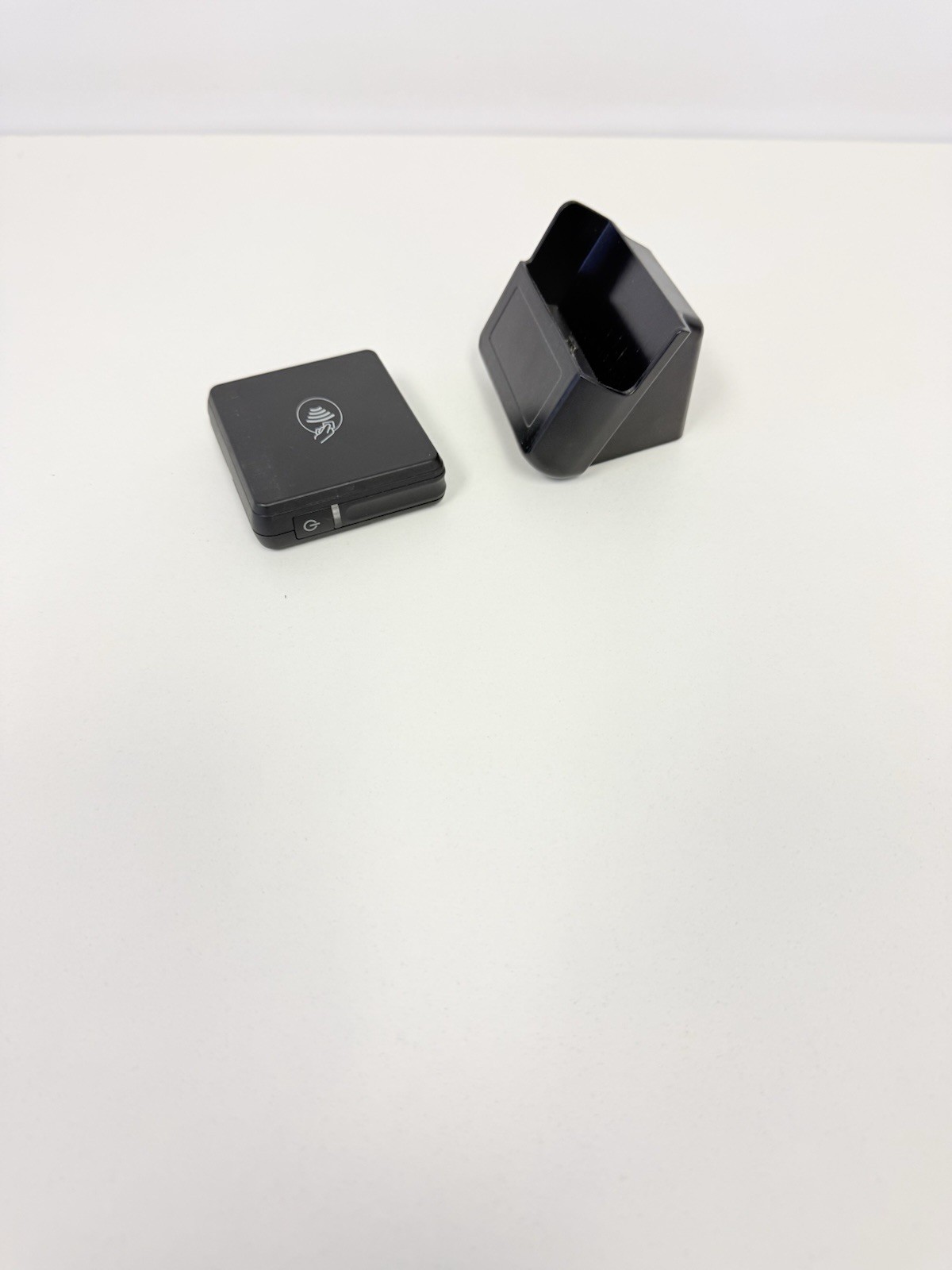 BB POS CHB20 POS Card Reader With Stand Black Tested