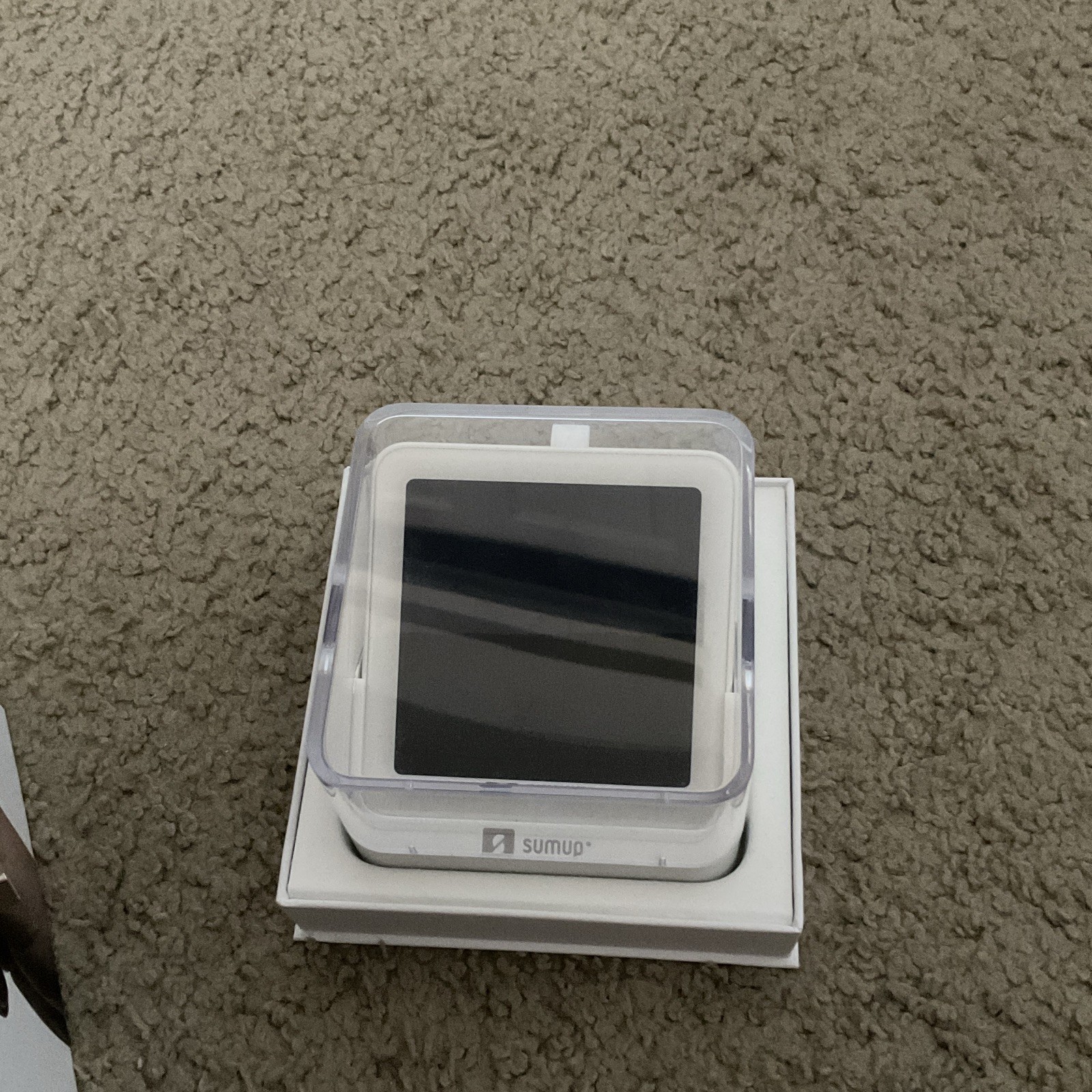 SumUp Solo Credit Card Terminal, Bluetooth Wi-Fi Mobile Network Connectivity