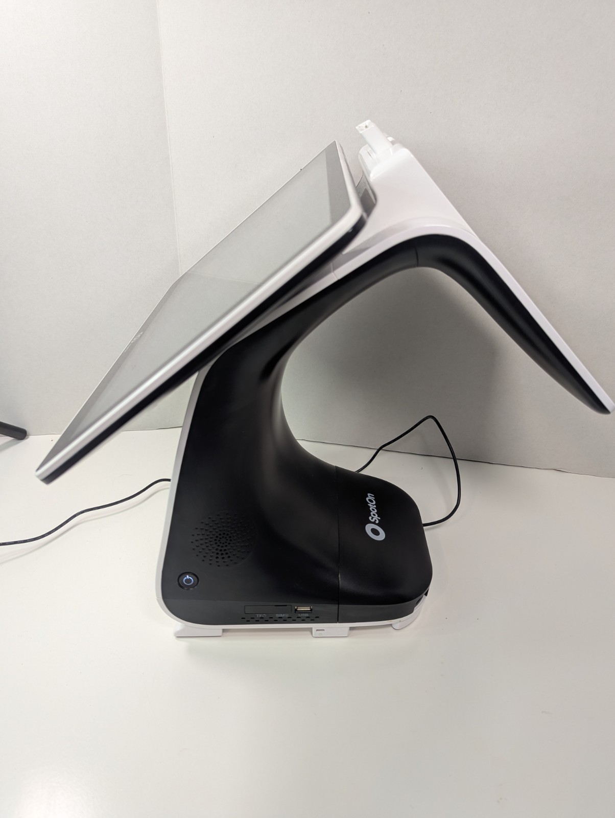U22630 SpotOn PAX E800 POS Point Of Sale System Preowned G3D