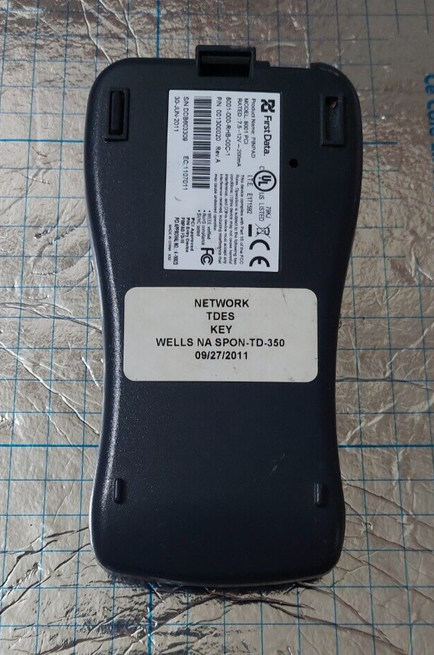 First Data FD-10 Gray/Black Digital Display Credit Debit Card Terminal Pin Pad